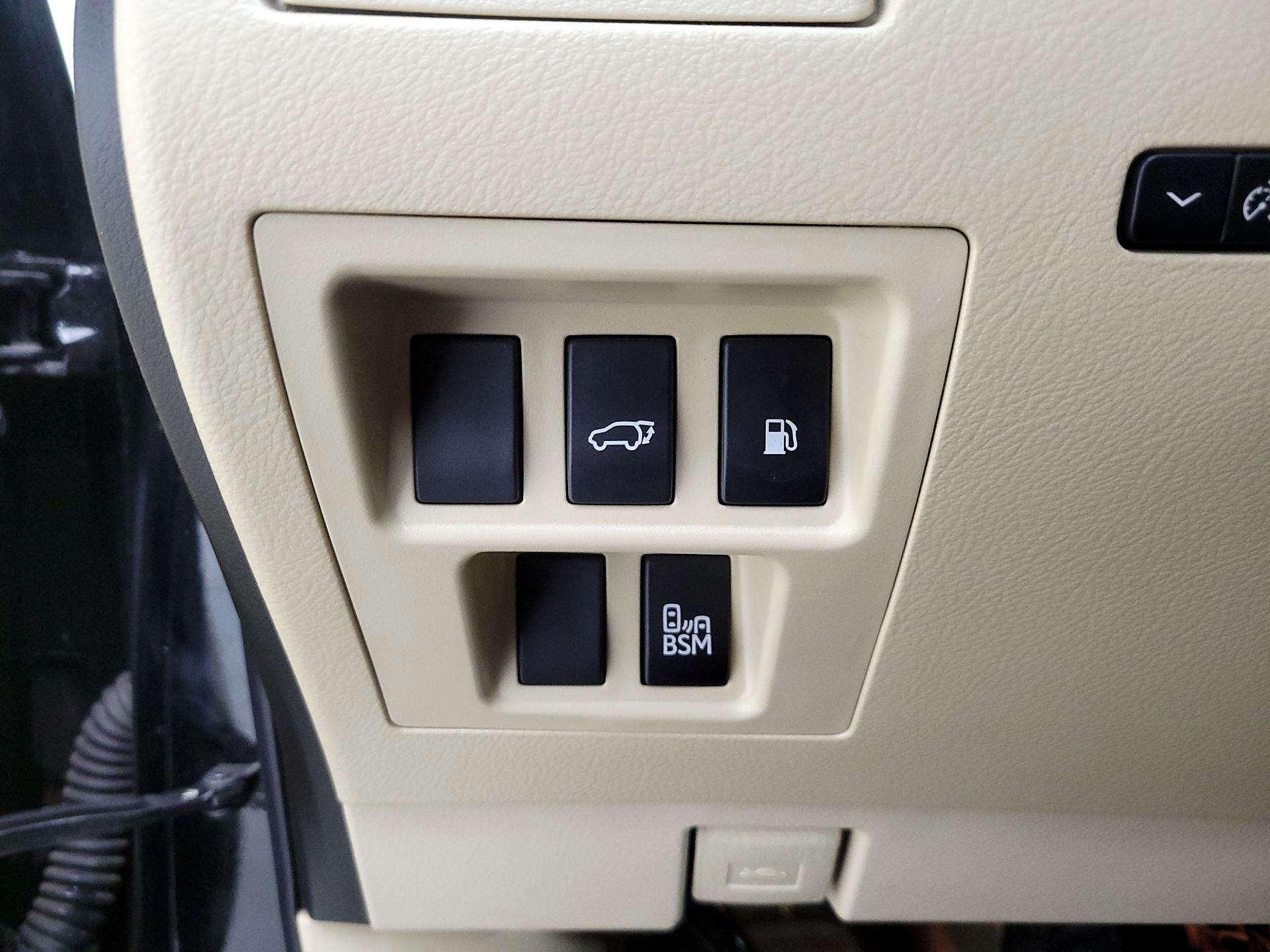 Thumbnail: 2014 Lexus RX - 13