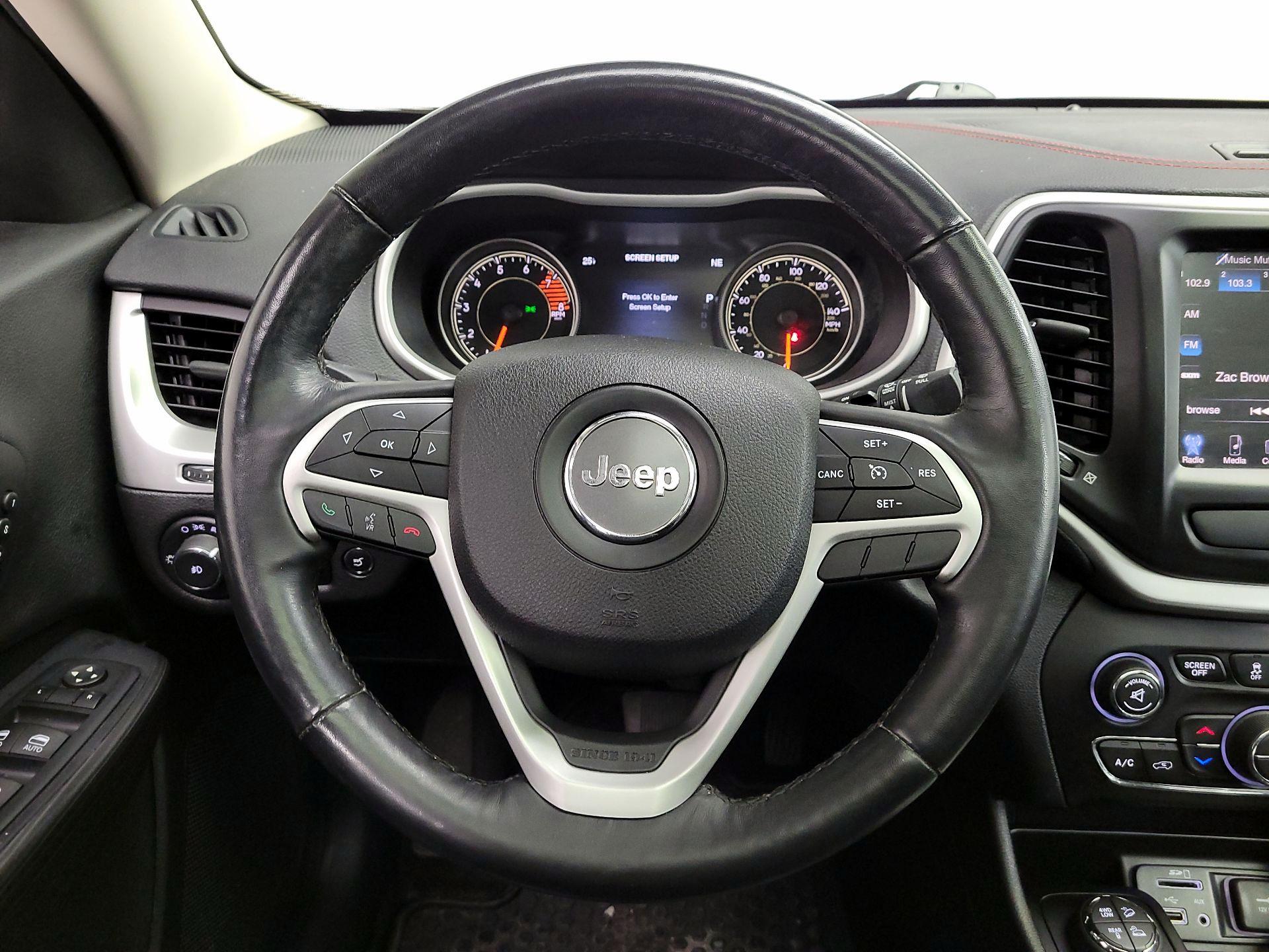 Thumbnail: 2016 Jeep Cherokee - 10