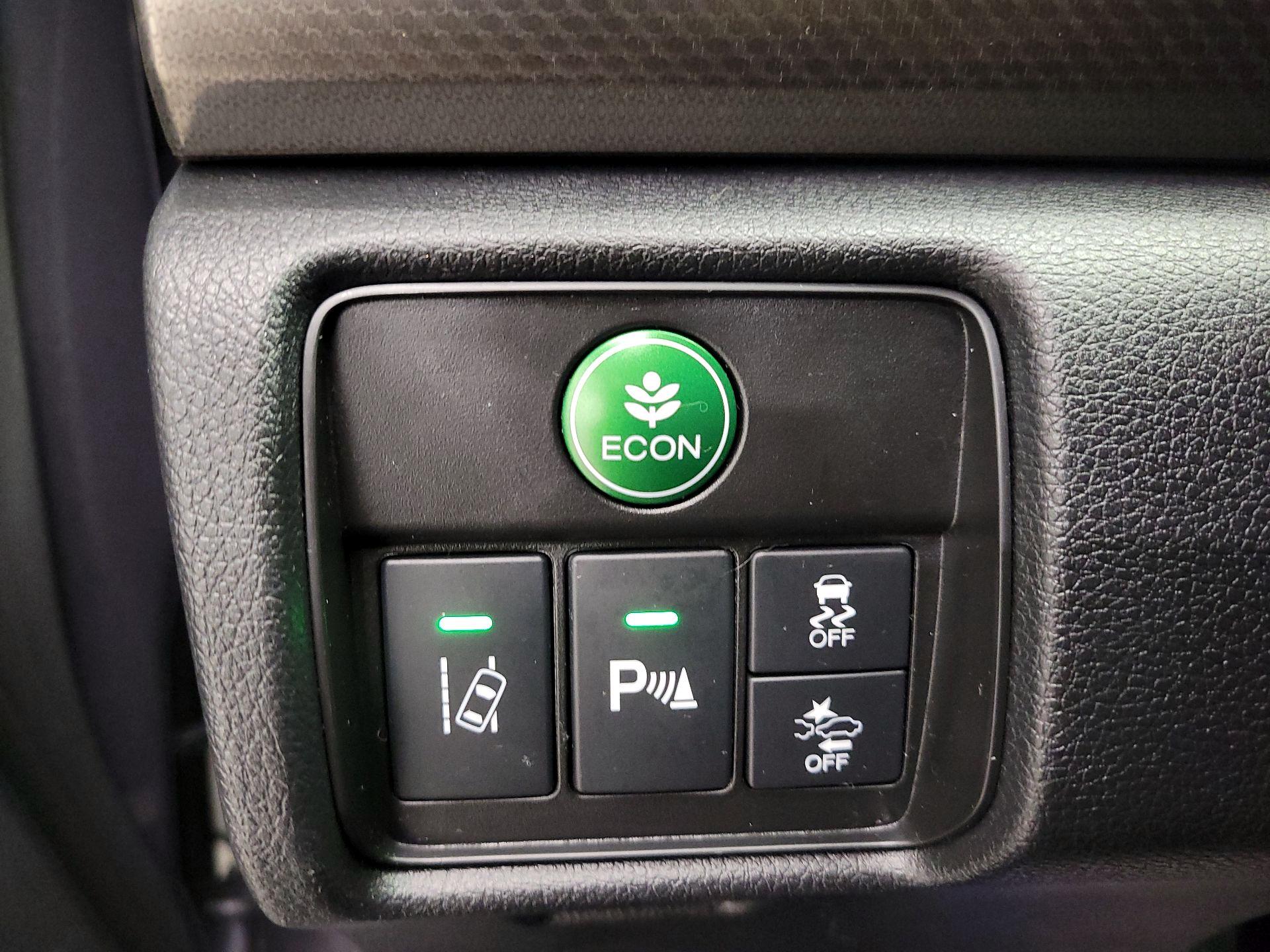 Thumbnail: 2016 Honda Accord - 13