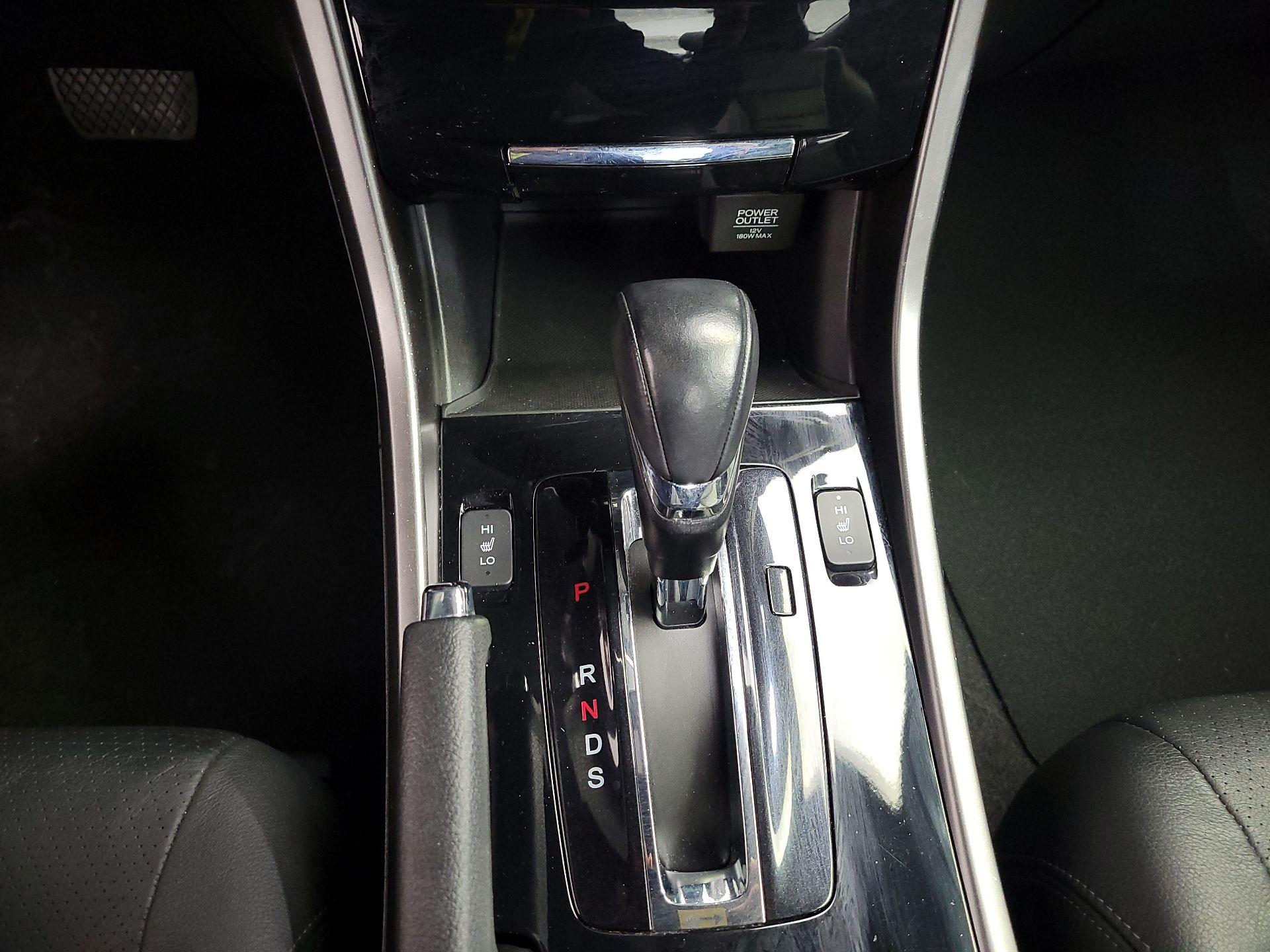 Thumbnail: 2016 Honda Accord - 18