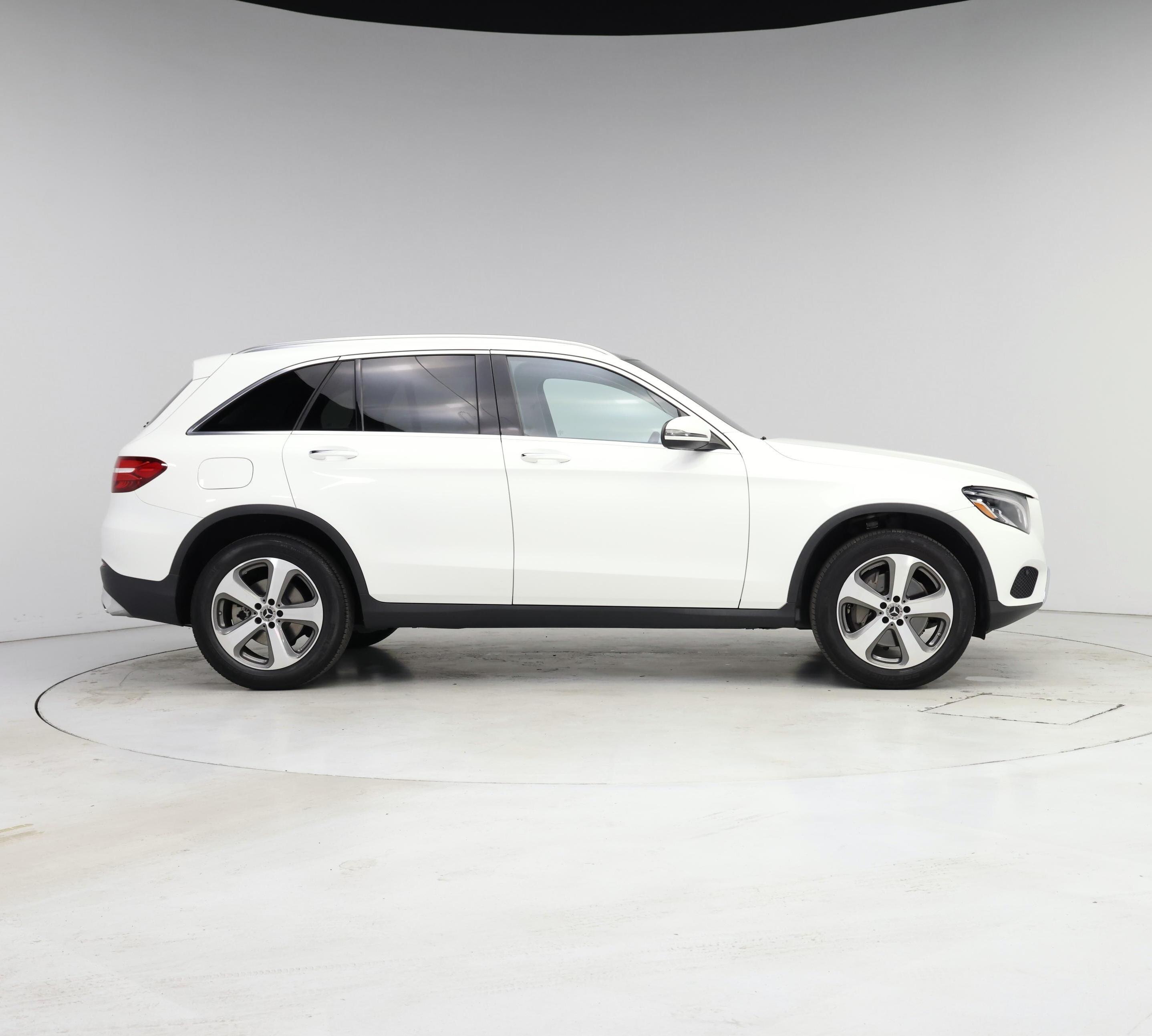 Thumbnail: 2019 Mercedes-Benz GLC - 7