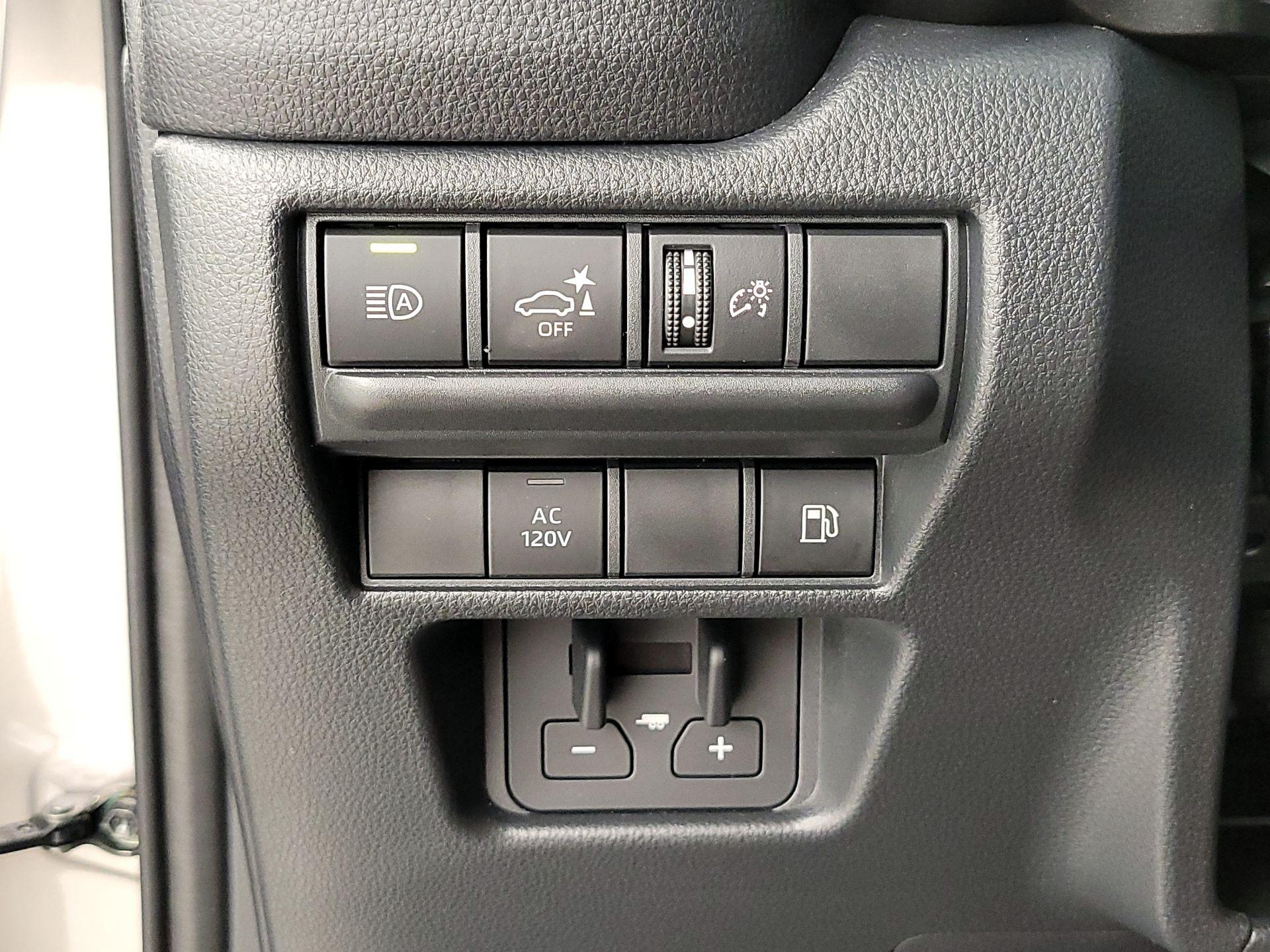 Thumbnail: 2025 Toyota Land Cruiser - 13