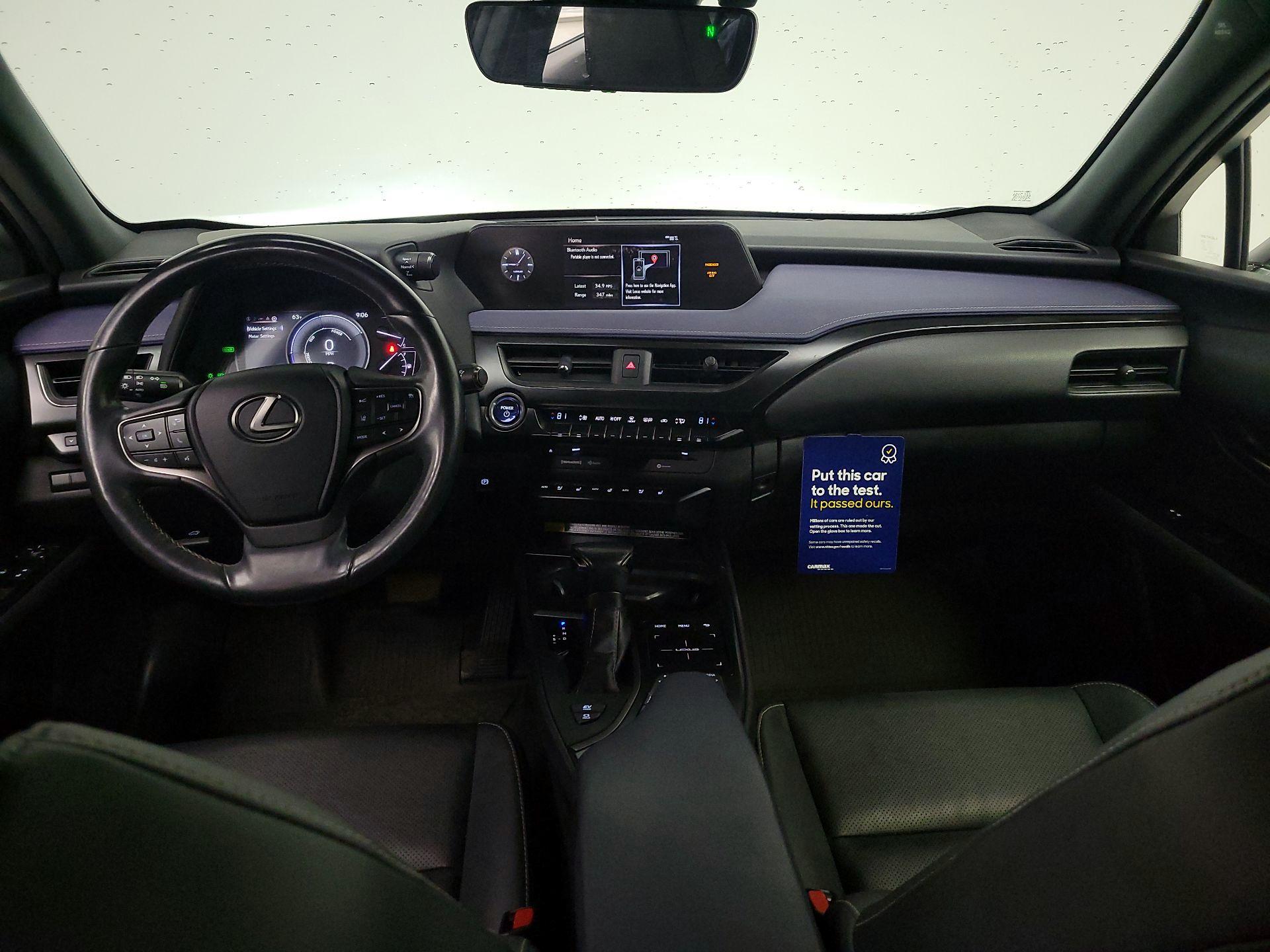 Thumbnail: 2021 Lexus UX - 9