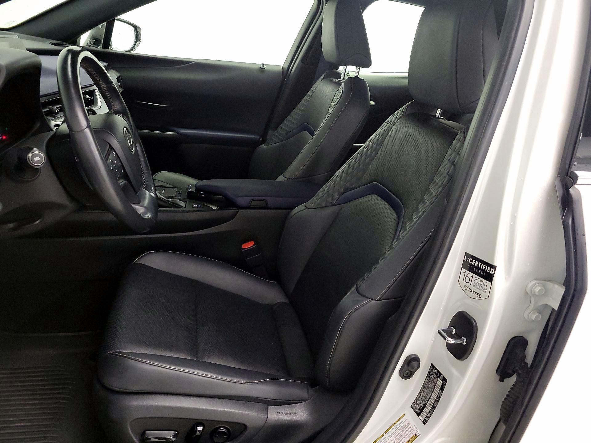 Thumbnail: 2021 Lexus UX - 11