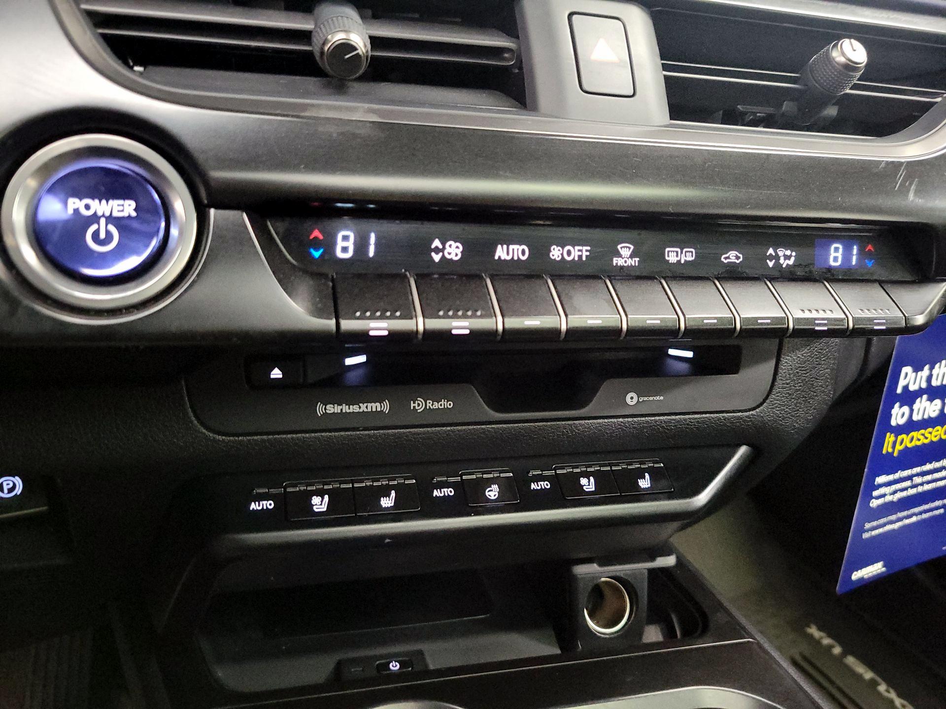 Thumbnail: 2021 Lexus UX - 16