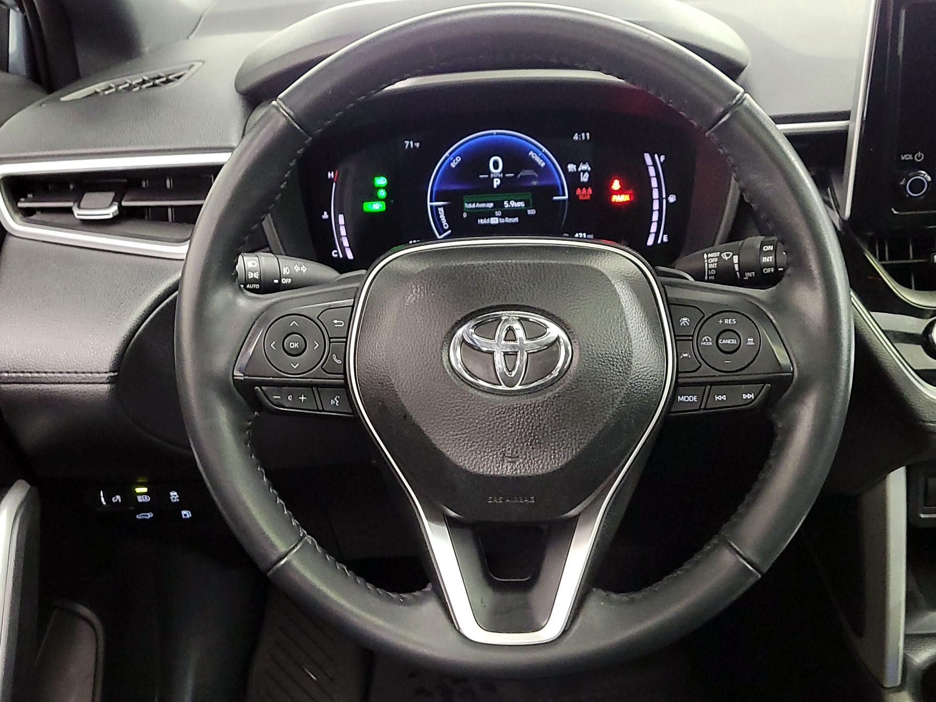 Thumbnail: 2025 Toyota Corolla Cross - 10
