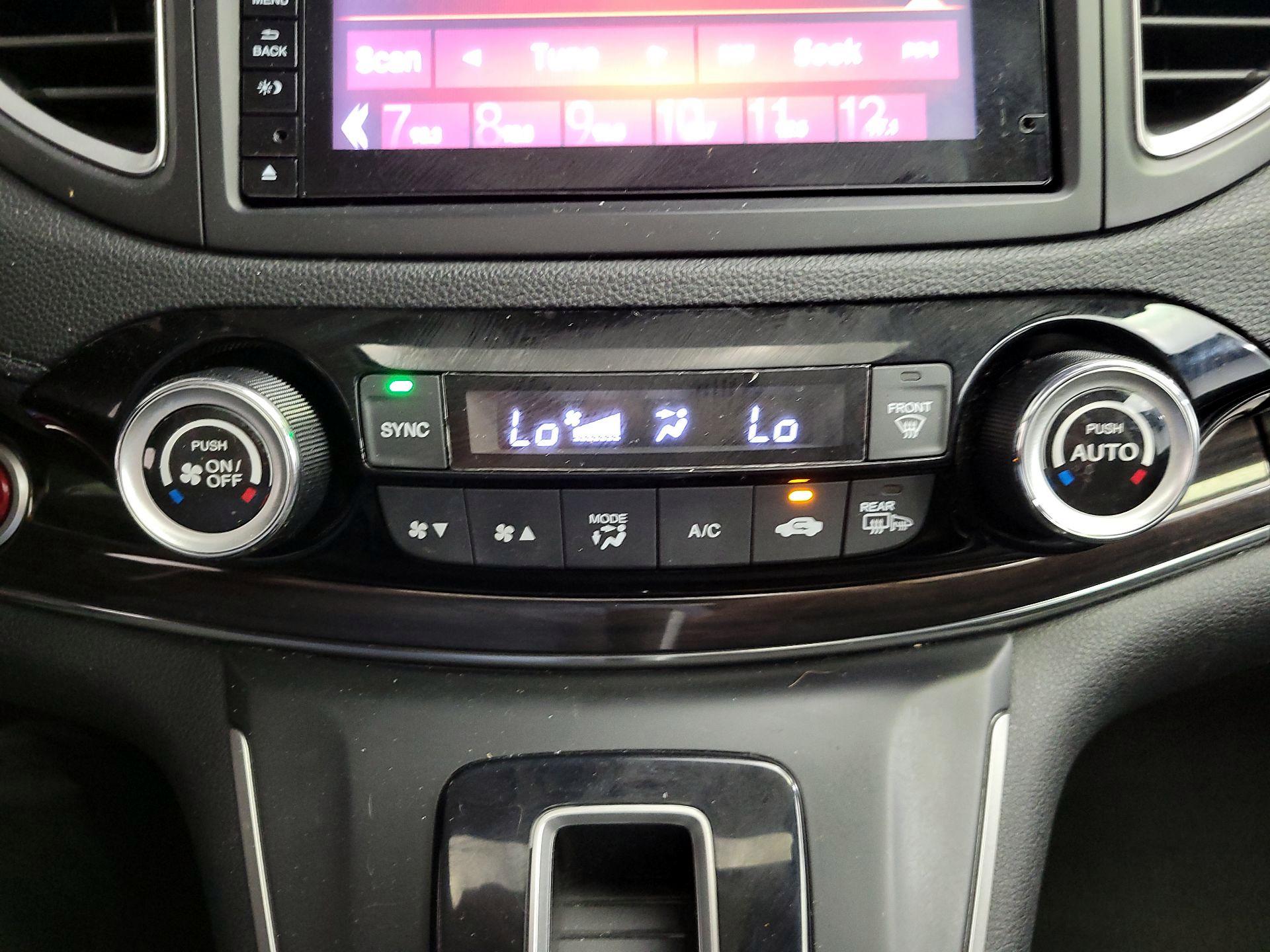 Thumbnail: 2015 Honda CR-V - 16