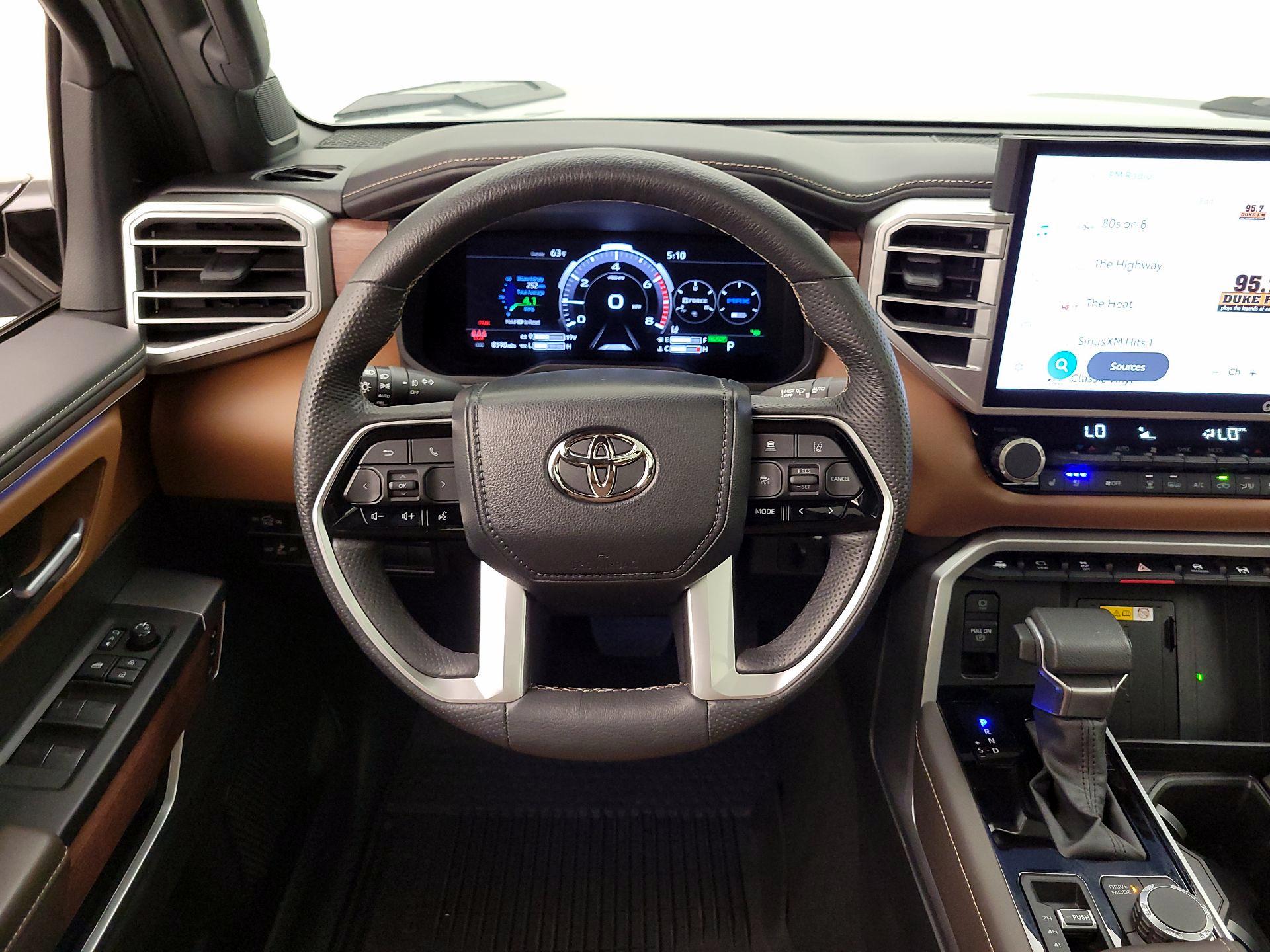 Thumbnail: 2024 Toyota Tundra - 10