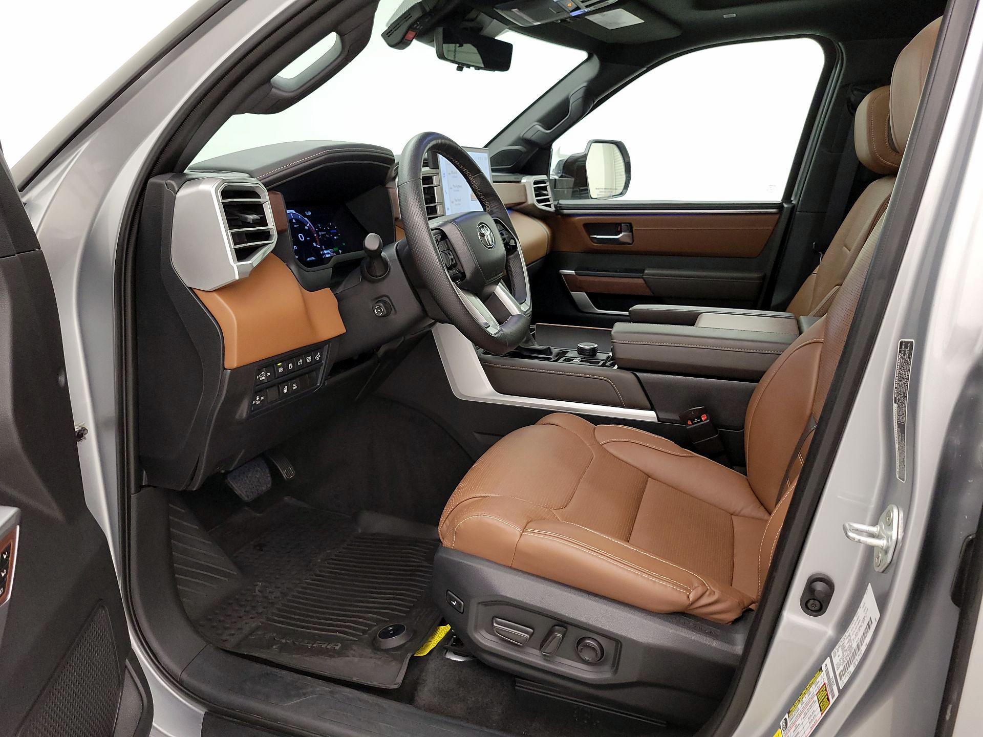 Thumbnail: 2024 Toyota Tundra - 11