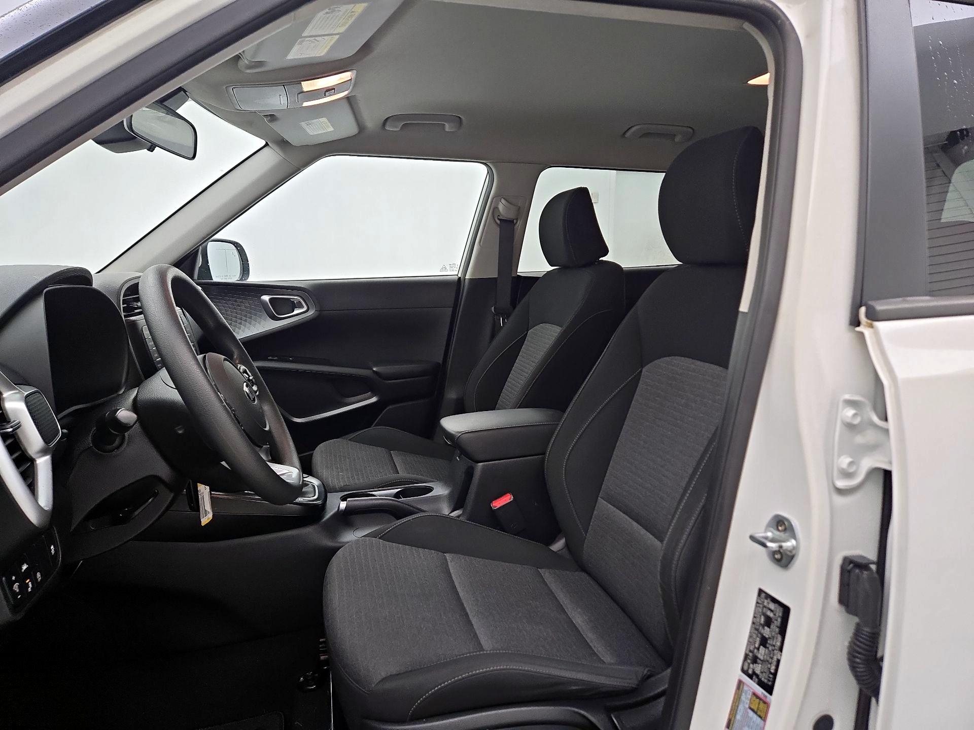 Thumbnail: 2020 Kia Soul - 11