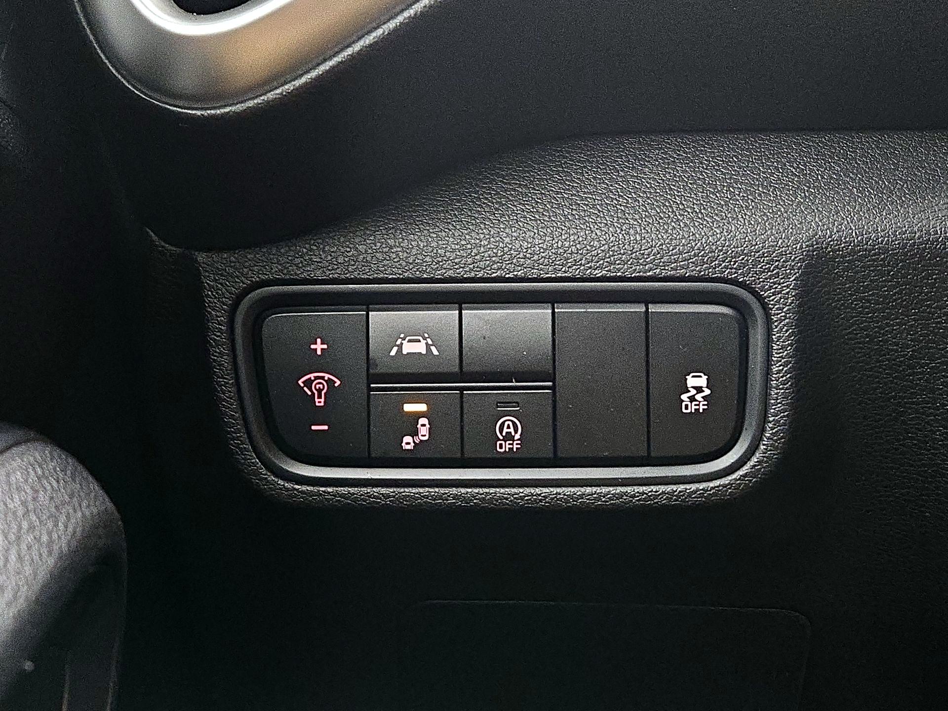 Thumbnail: 2020 Kia Soul - 13