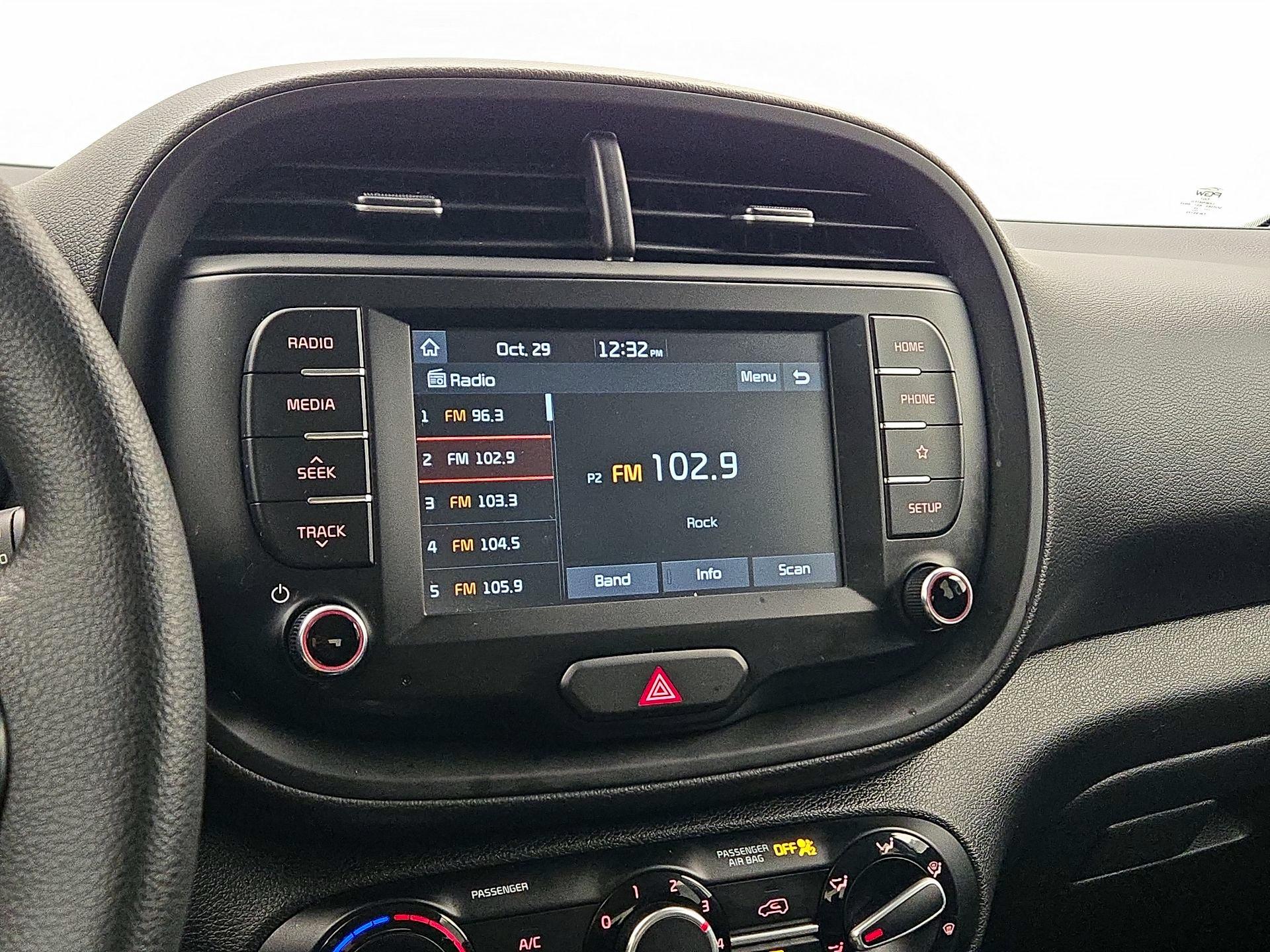 Thumbnail: 2020 Kia Soul - 15