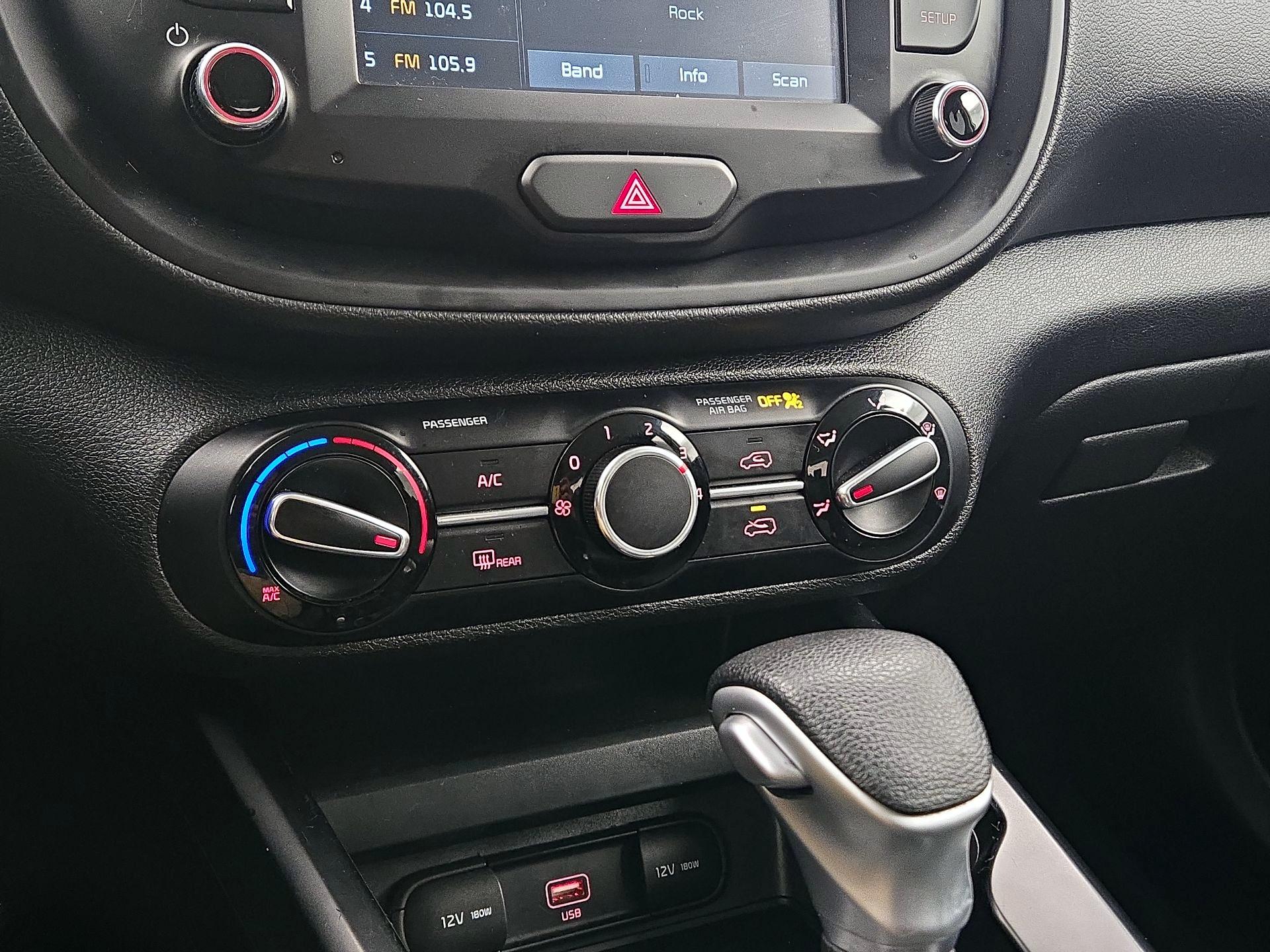 Thumbnail: 2020 Kia Soul - 16