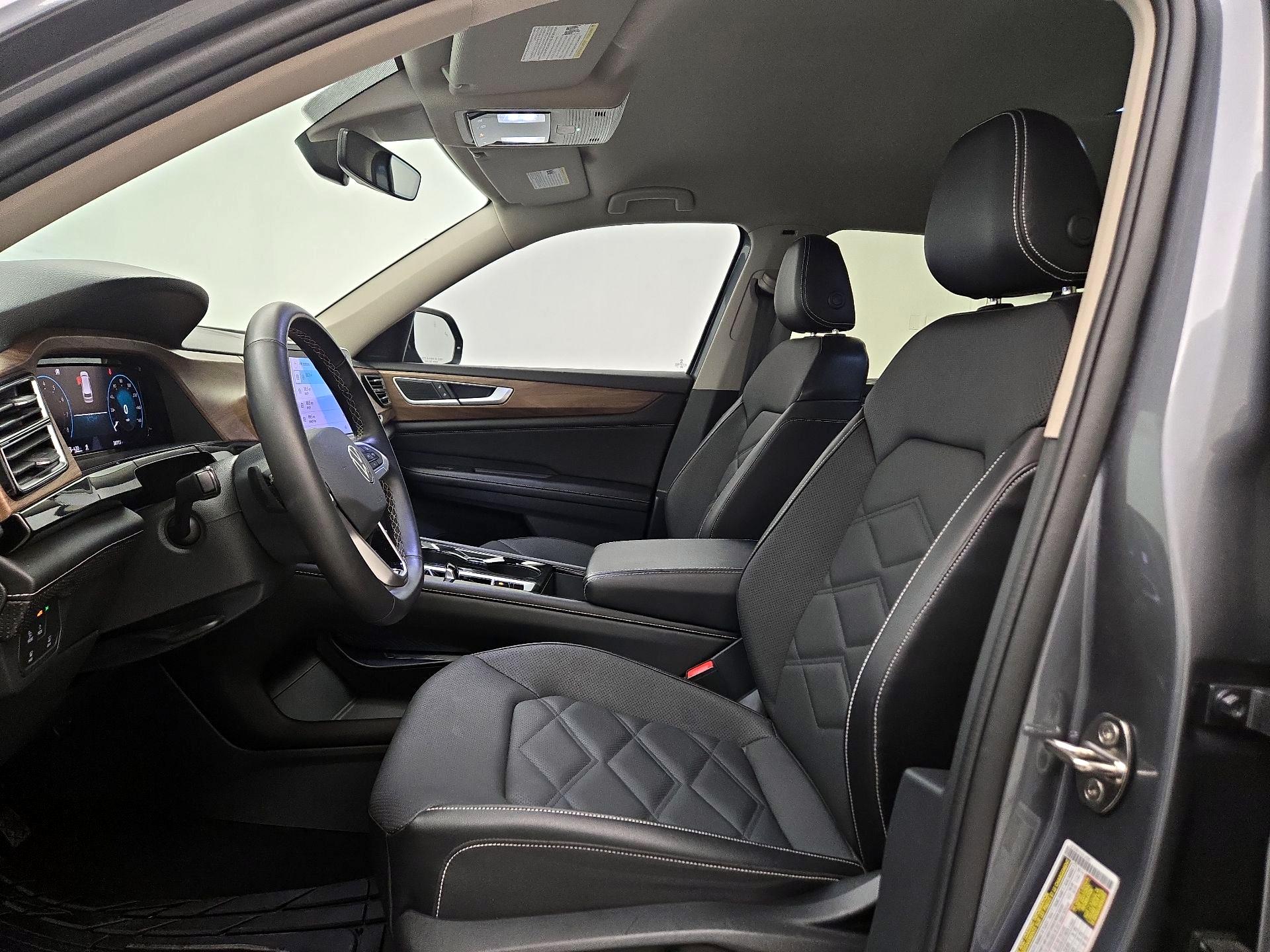 Thumbnail: 2024 Volkswagen Atlas - 11