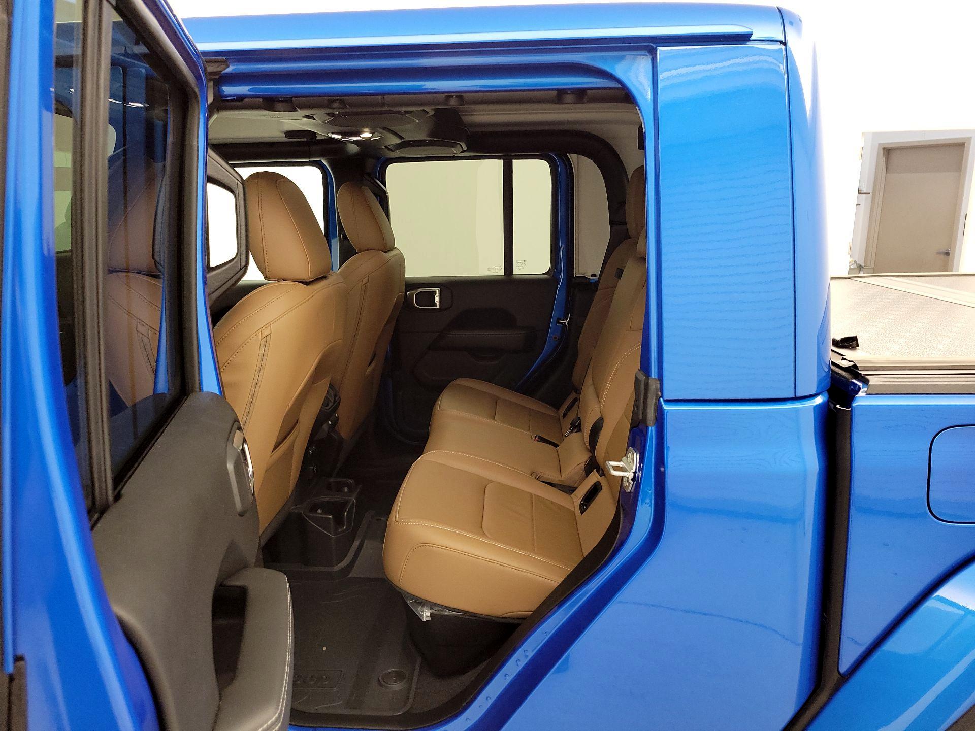 Thumbnail: 2021 Jeep Gladiator - 20