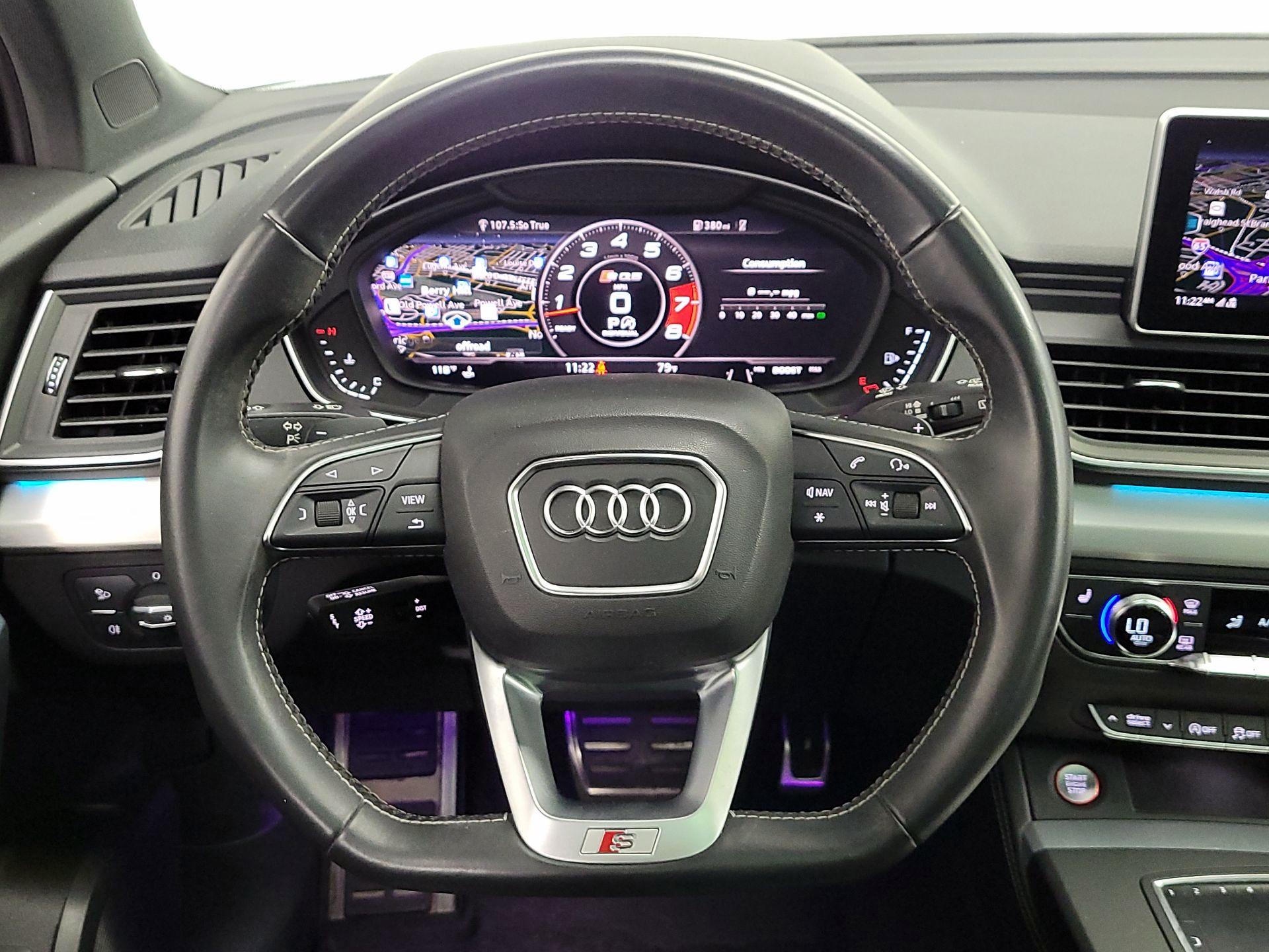 Thumbnail: 2018 Audi SQ5 - 10