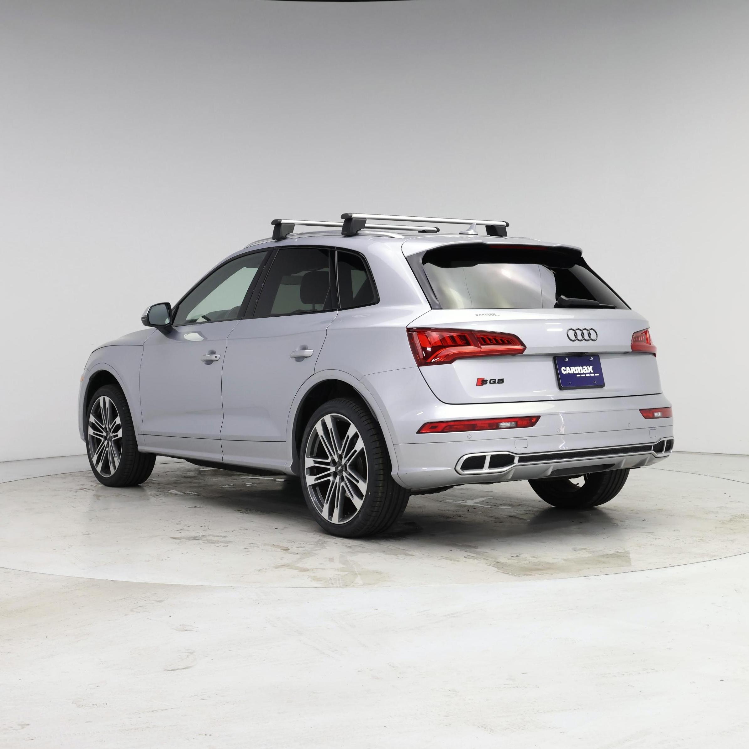 Thumbnail: 2018 Audi SQ5 - 2