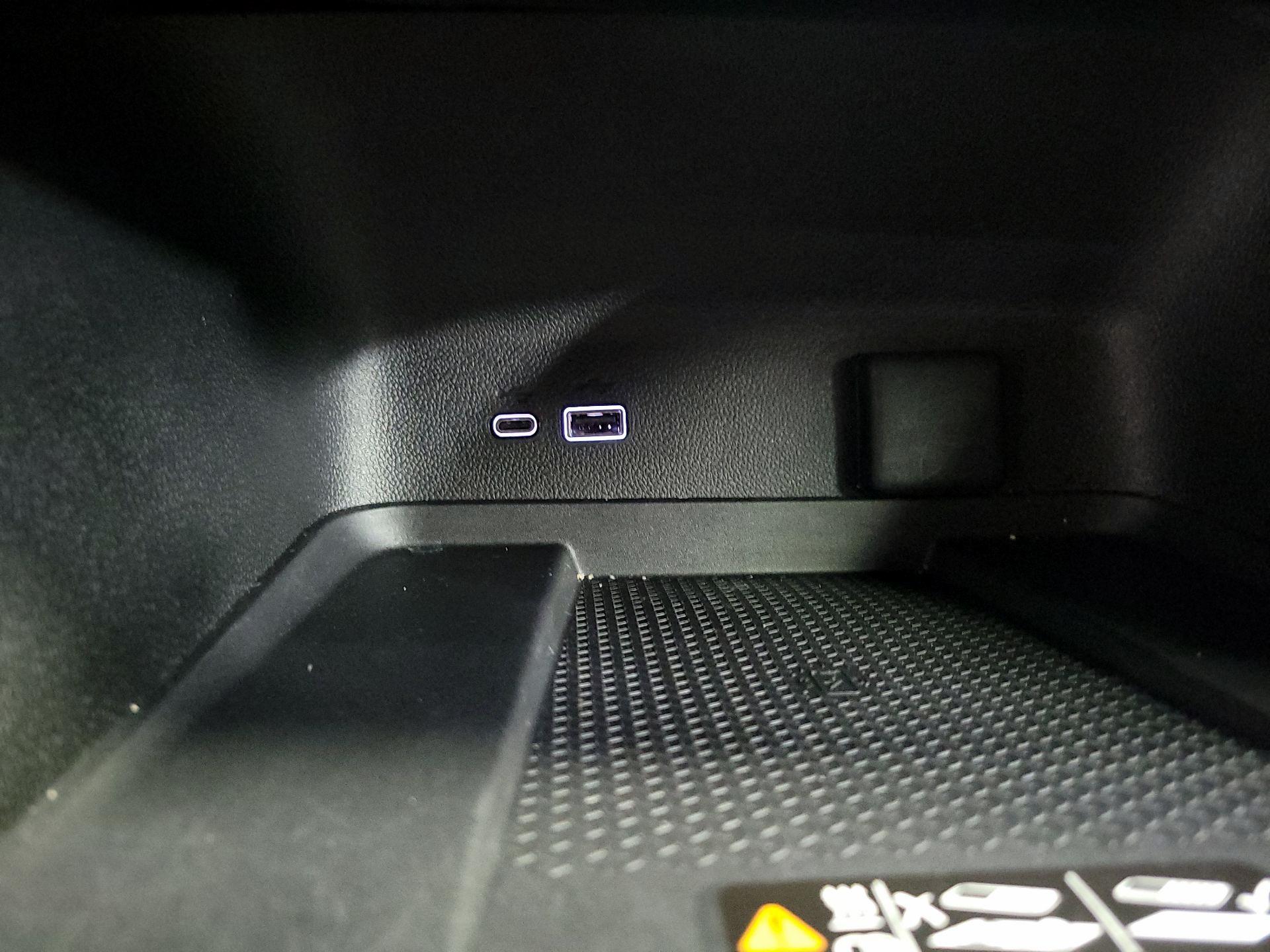 Thumbnail: 2024 Chevrolet Traverse - 19