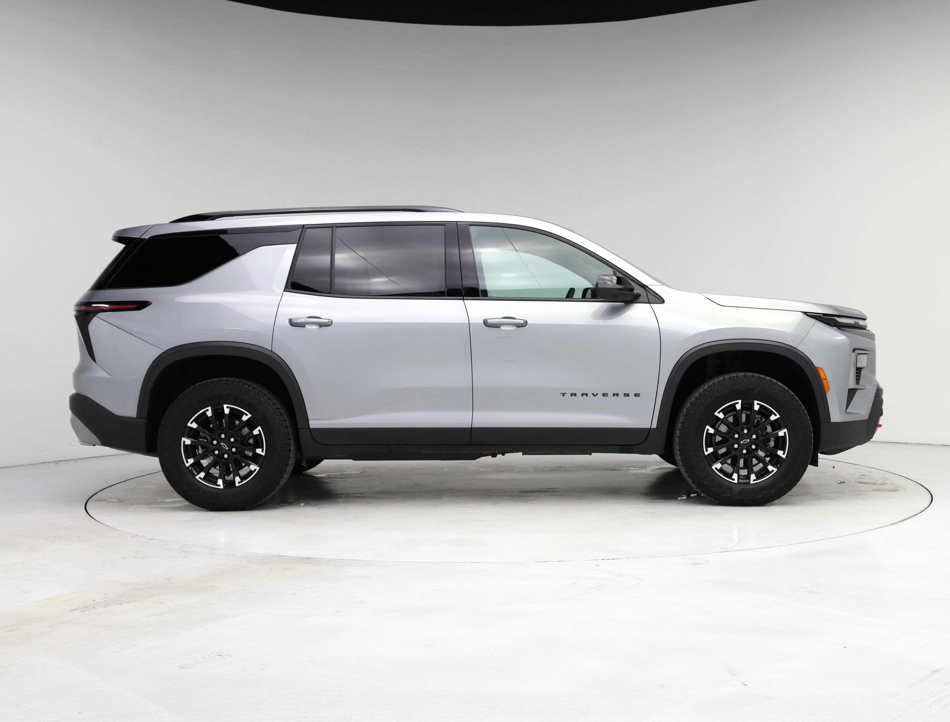 Thumbnail: 2024 Chevrolet Traverse - 7