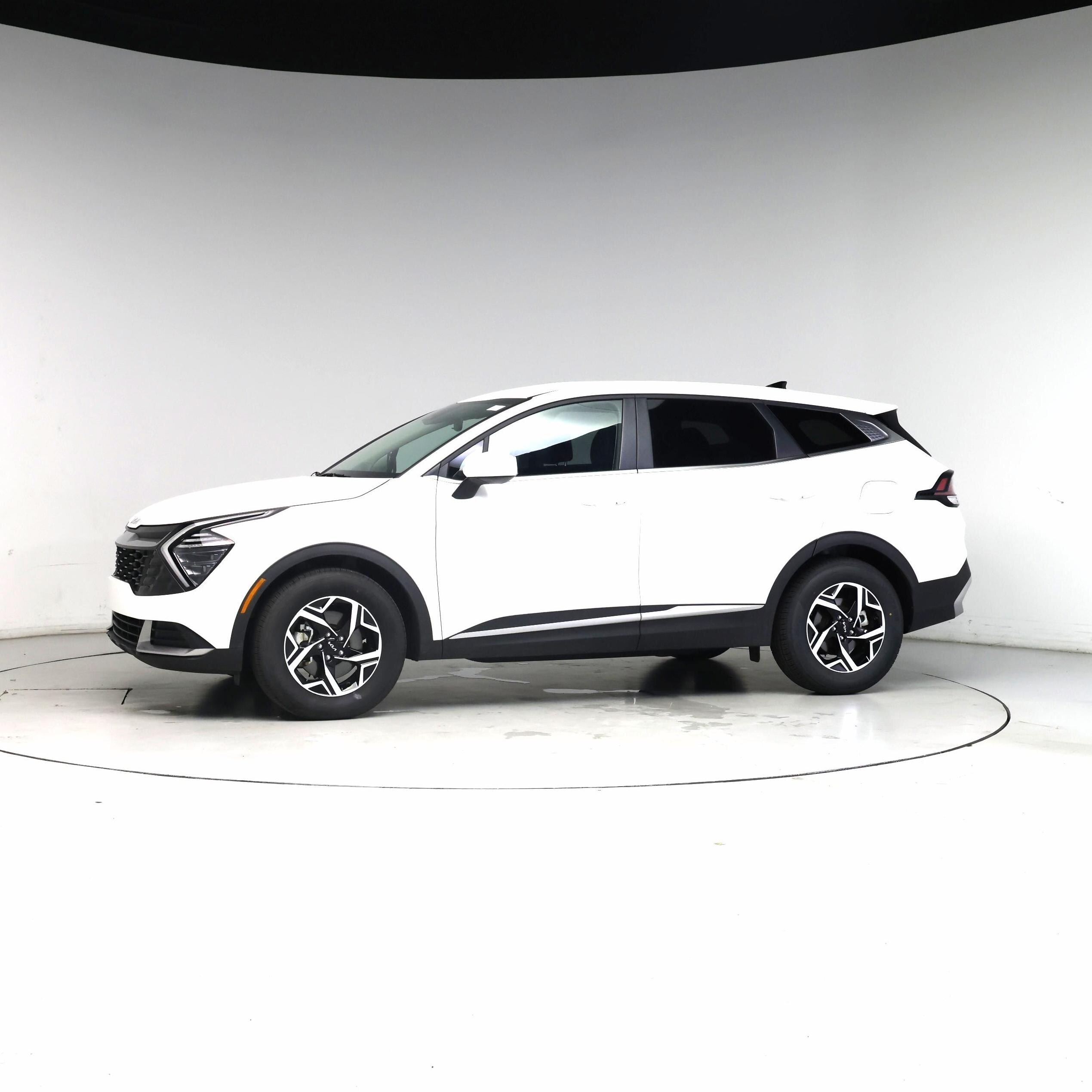 Thumbnail: 2024 Kia Sportage - 3