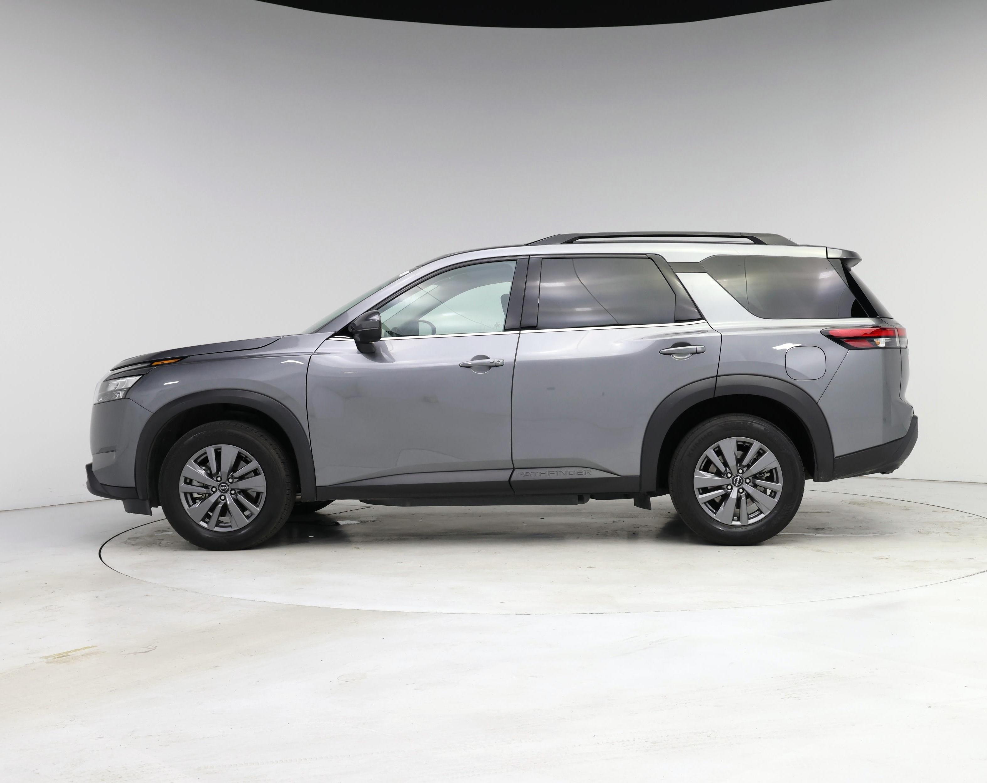 Thumbnail: 2025 Nissan Pathfinder - 3