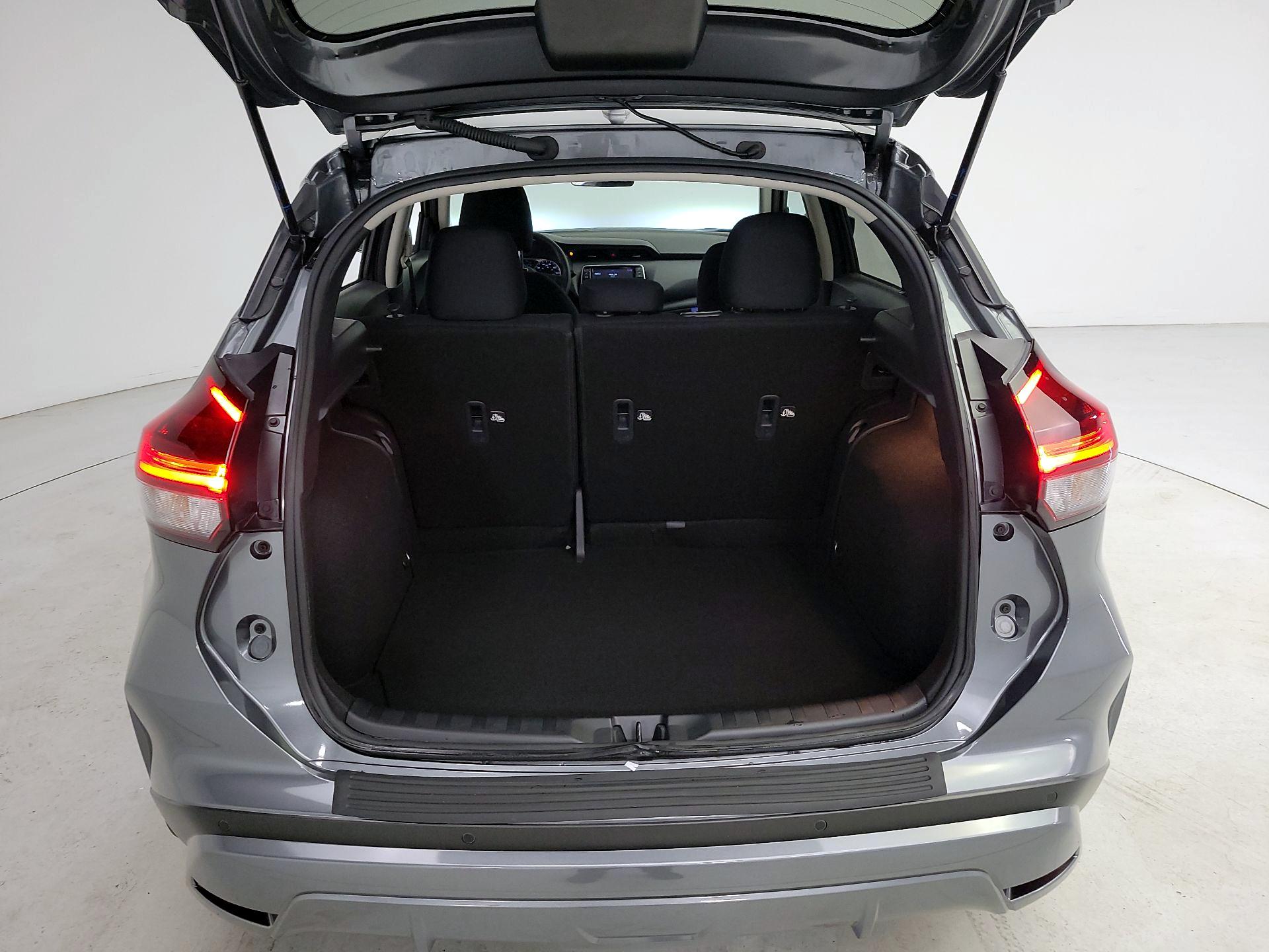 Thumbnail: 2024 Nissan Kicks - 20