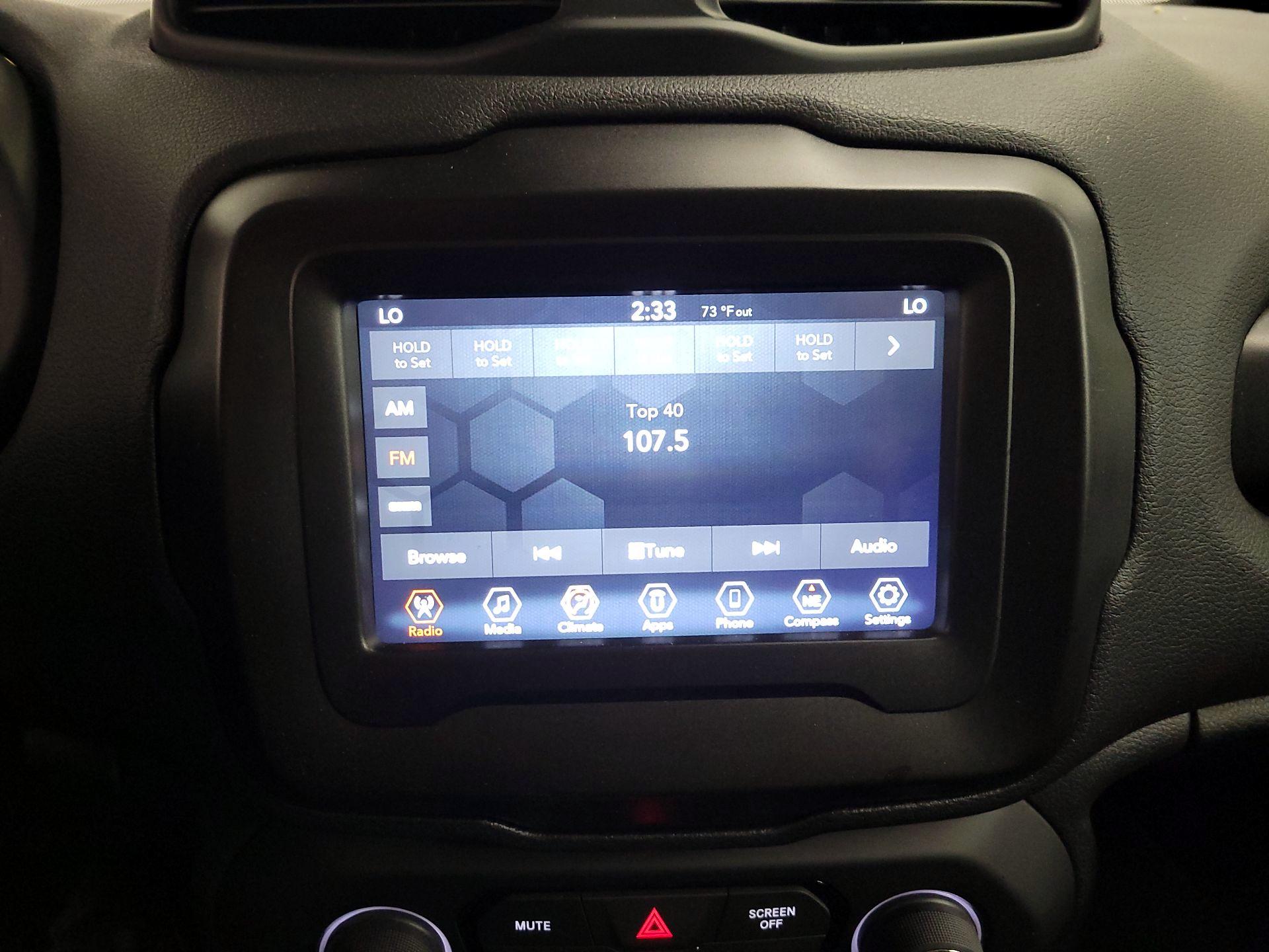 Thumbnail: 2020 Jeep Renegade - 15