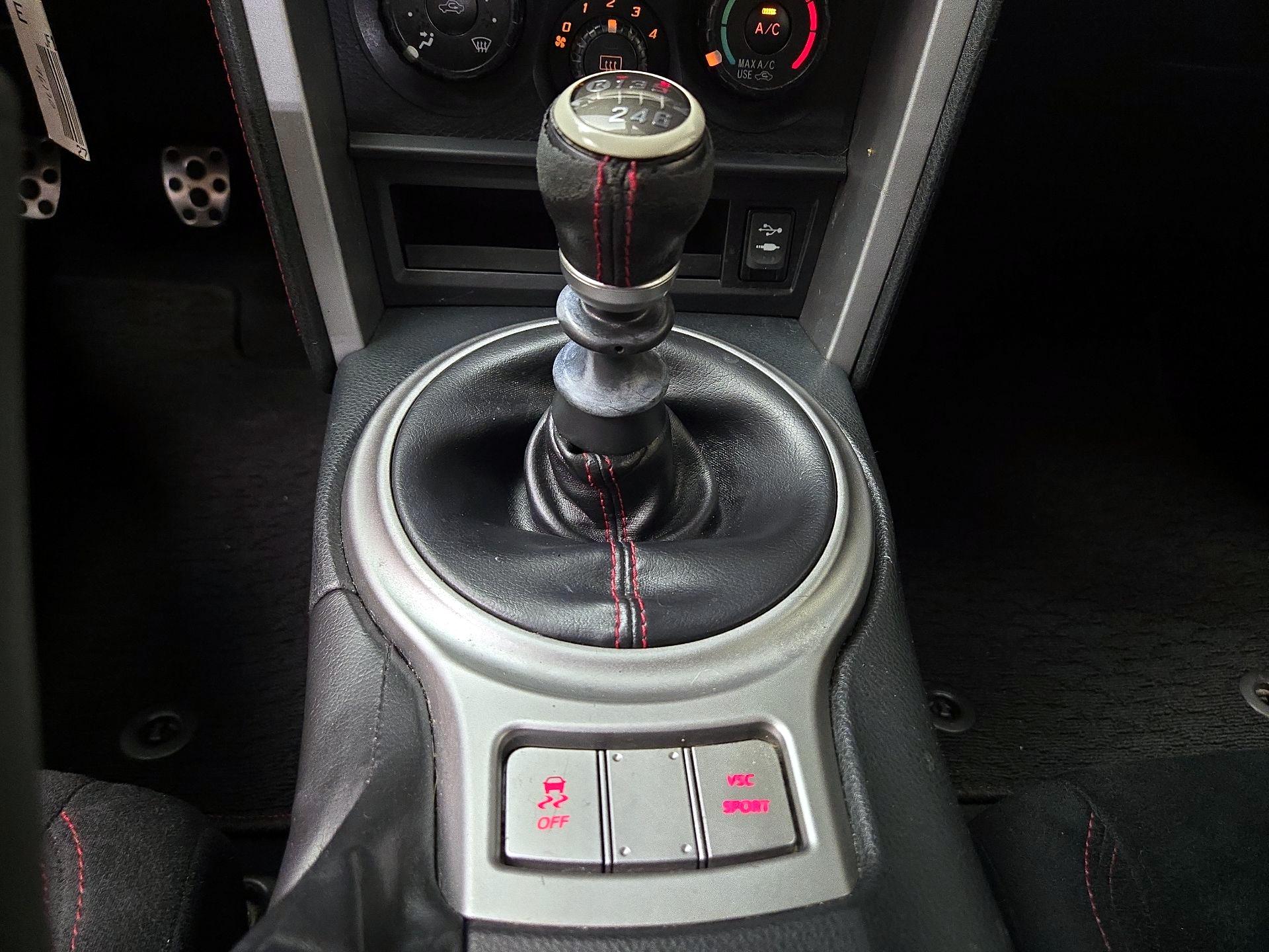 Thumbnail: 2015 Scion FR-S - 16