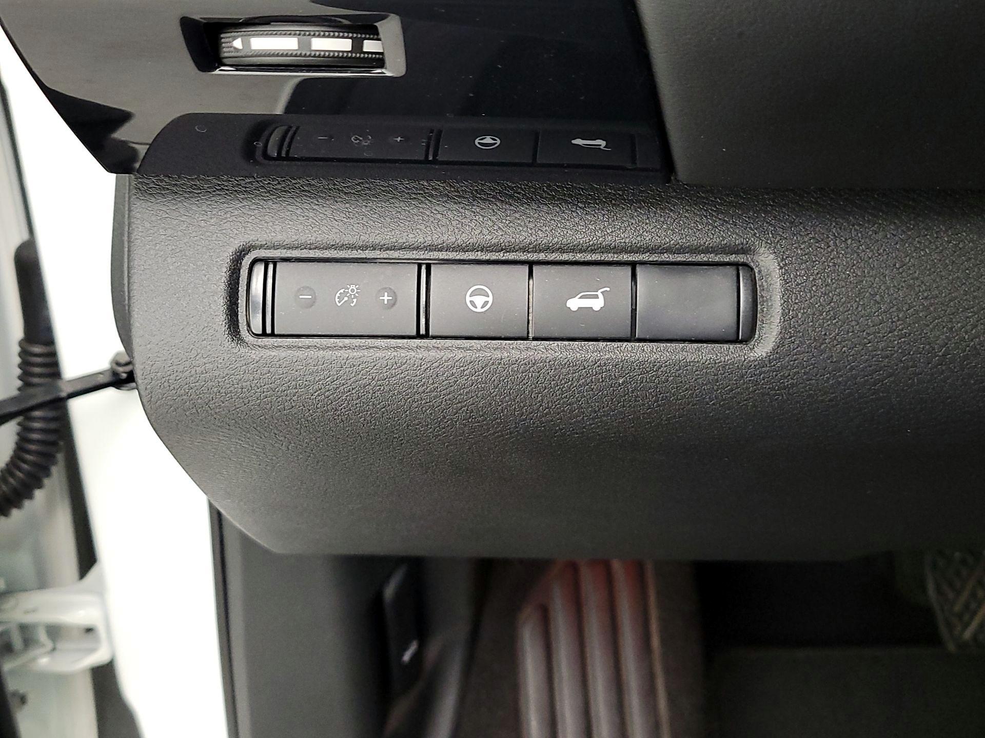 Thumbnail: 2025 Nissan Pathfinder - 13