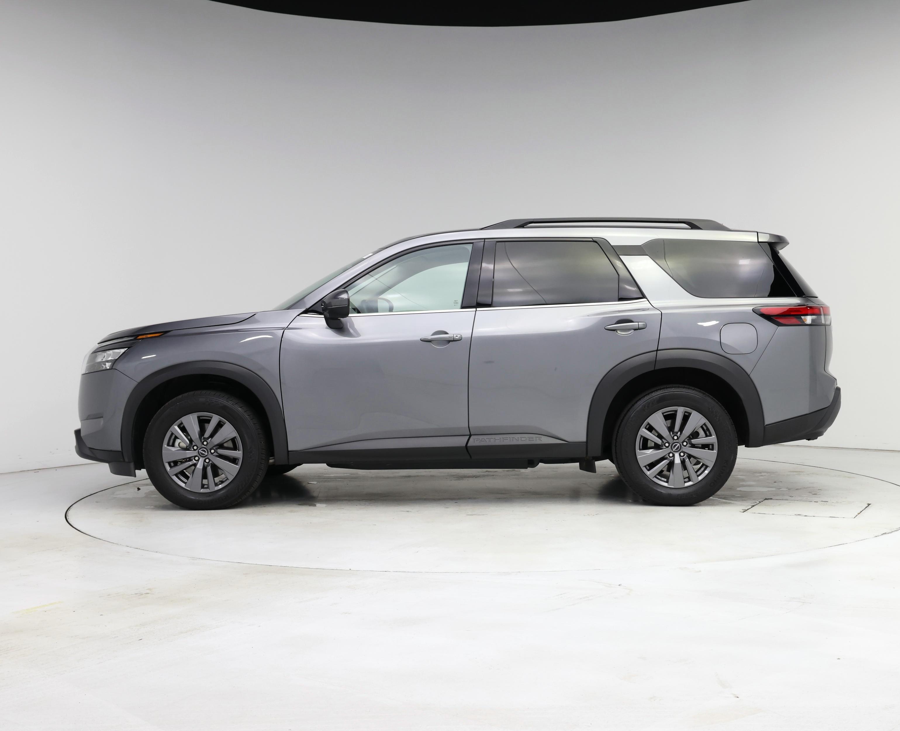 Thumbnail: 2025 Nissan Pathfinder - 3
