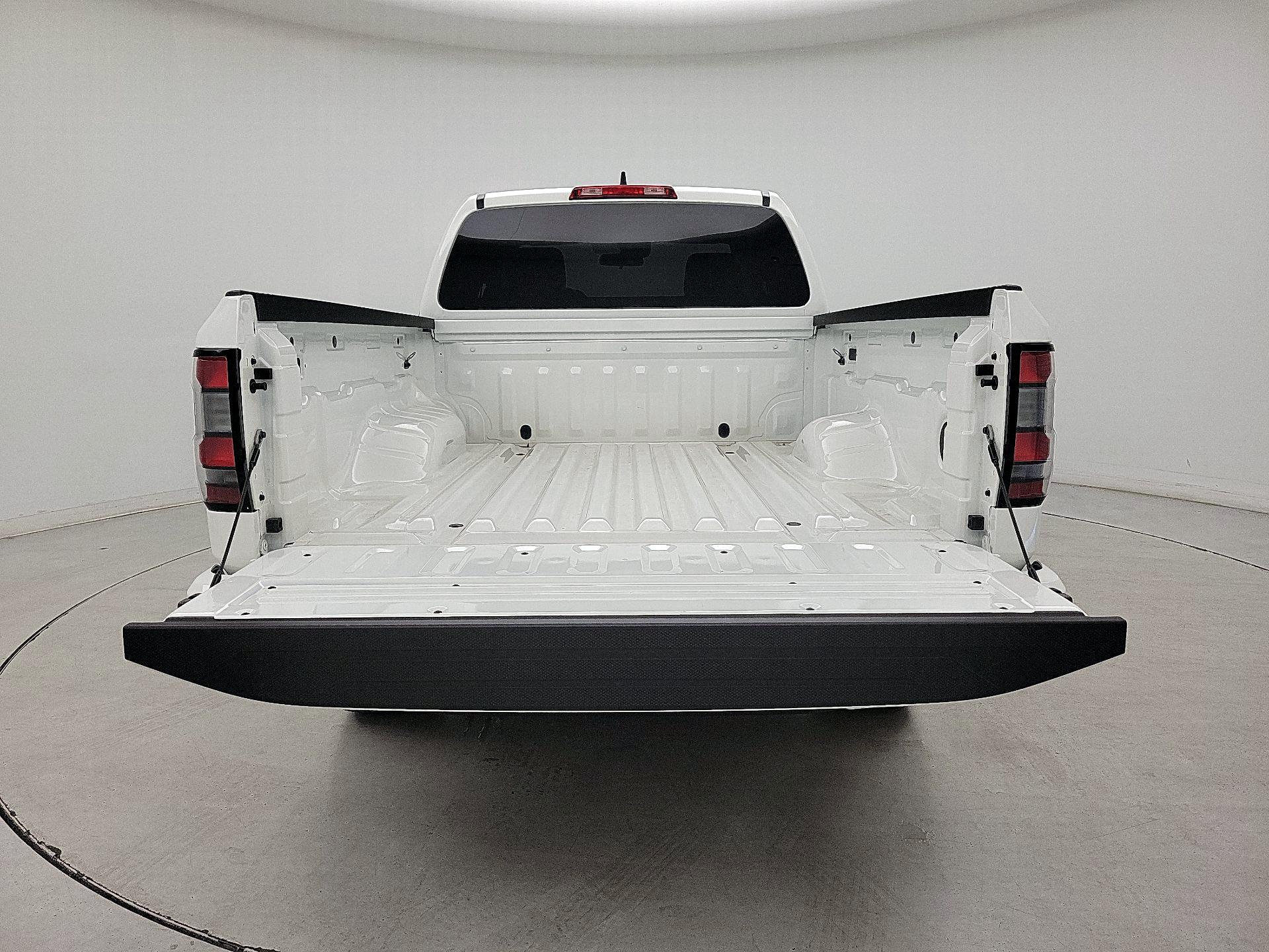 Thumbnail: 2025 Nissan Frontier - 20