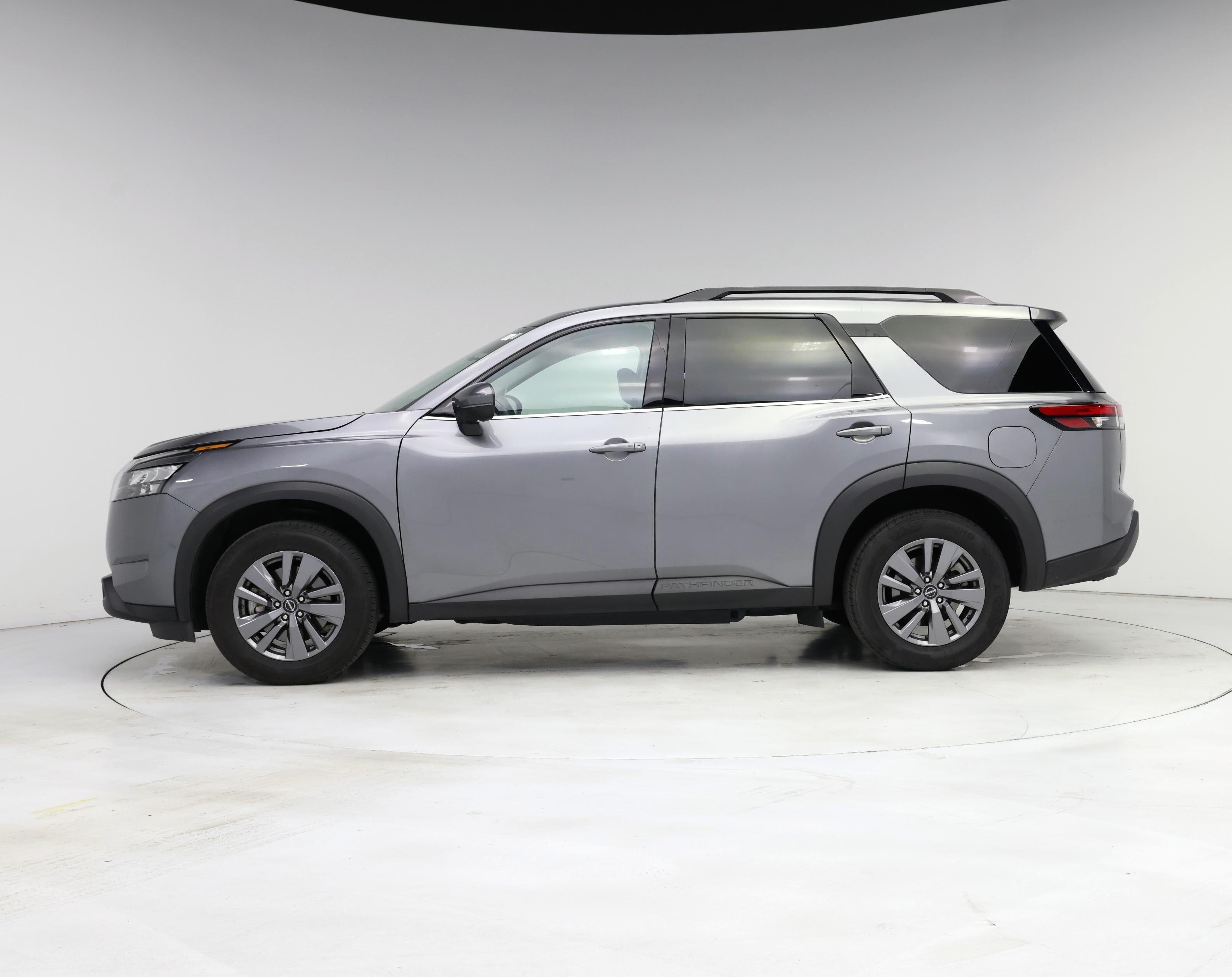 Thumbnail: 2025 Nissan Pathfinder - 3