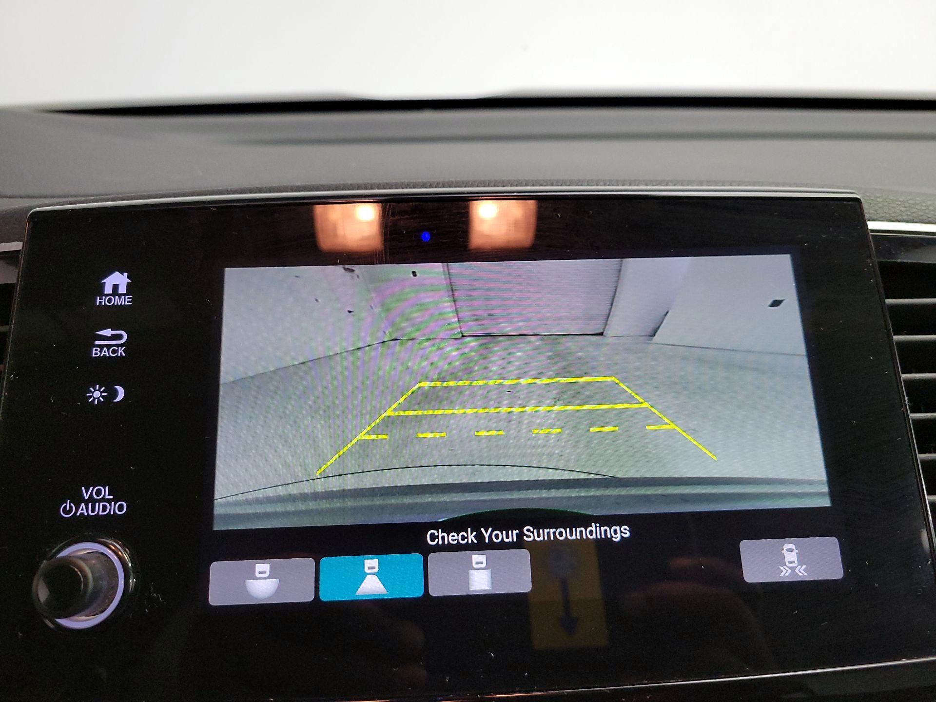 Thumbnail: 2019 Honda Pilot - 15