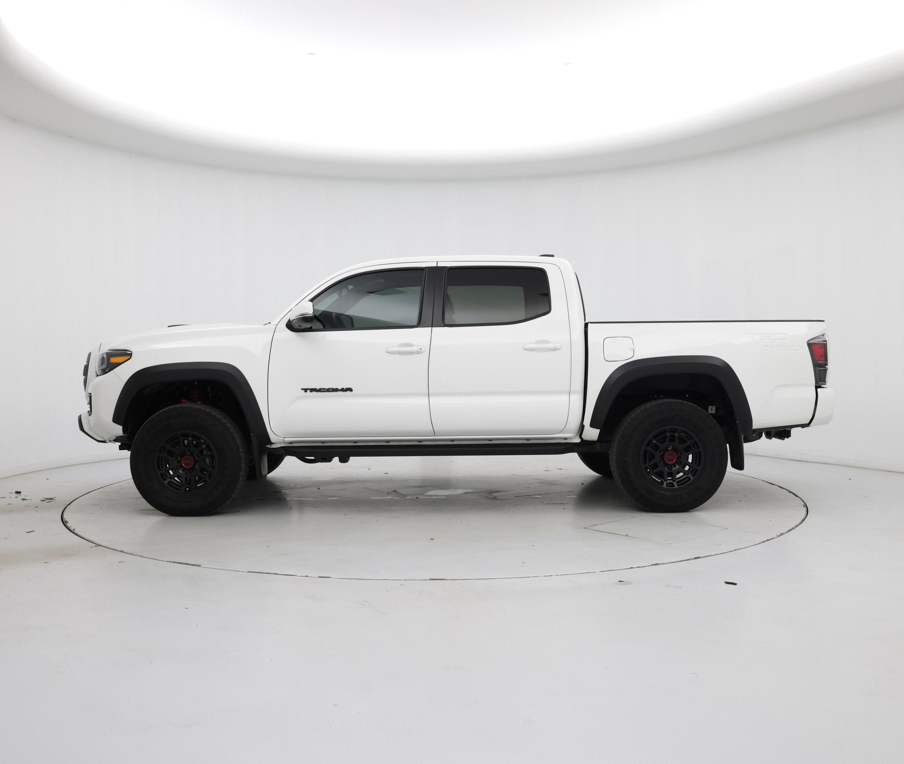 Thumbnail: 2023 Toyota Tacoma - 3