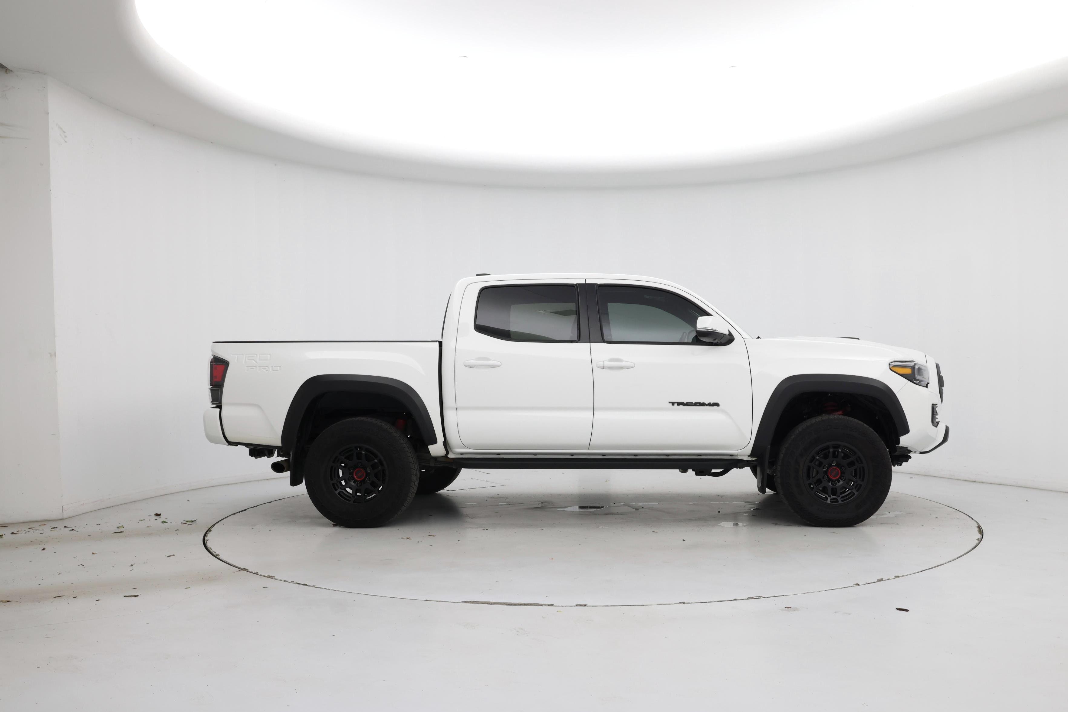 Thumbnail: 2023 Toyota Tacoma - 7
