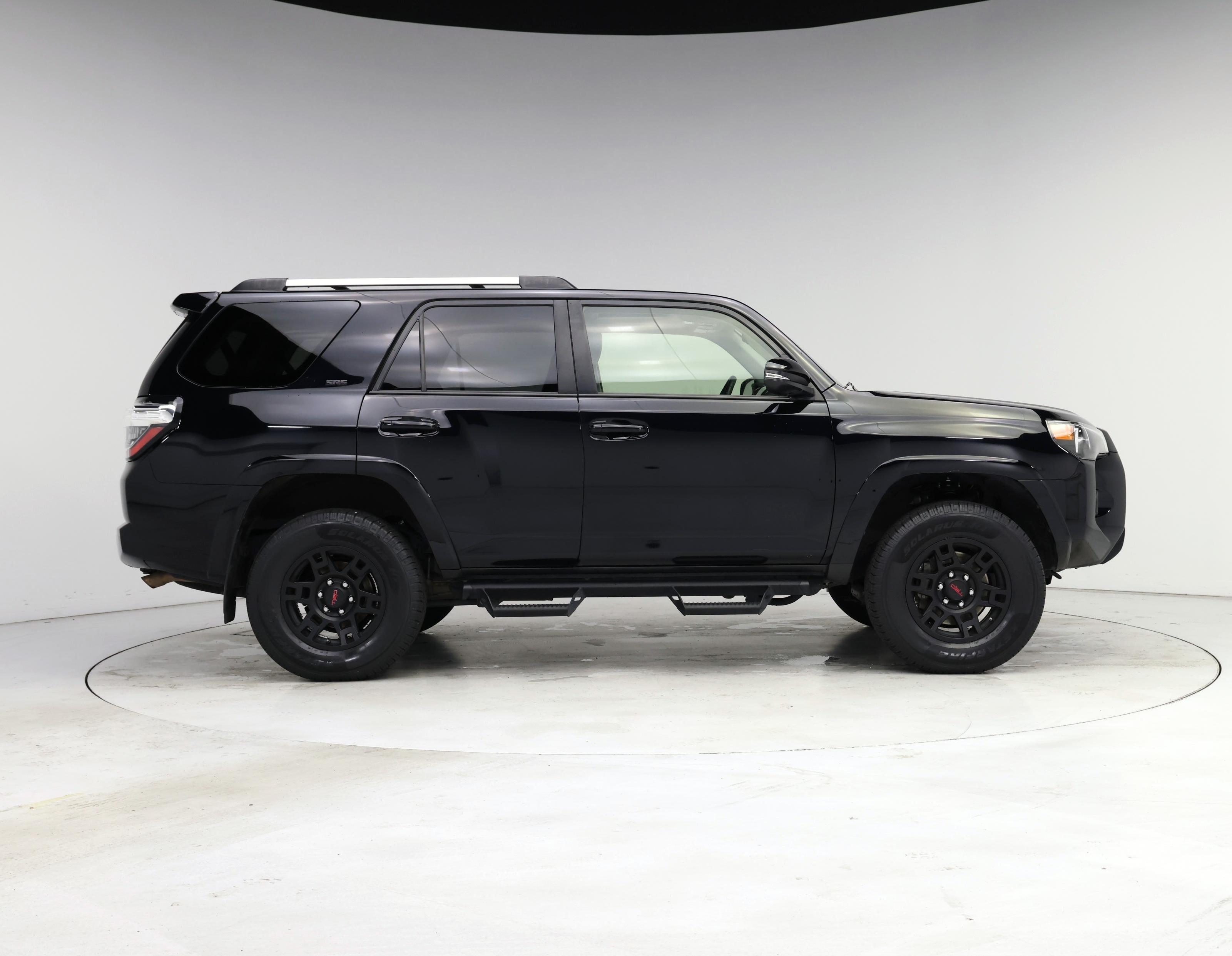 Thumbnail: 2021 Toyota 4Runner - 7