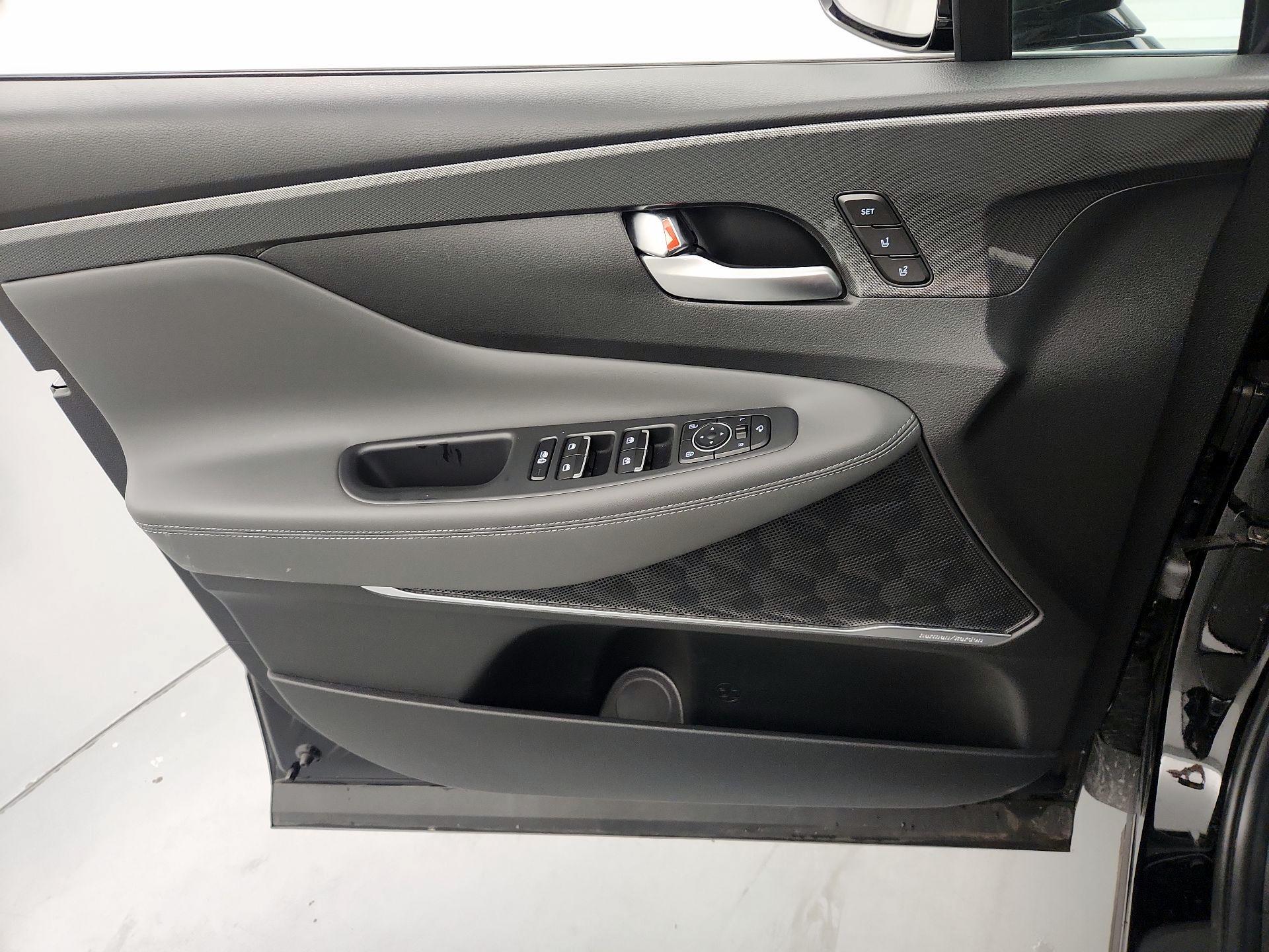 Thumbnail: 2023 Hyundai Santa Fe - 12