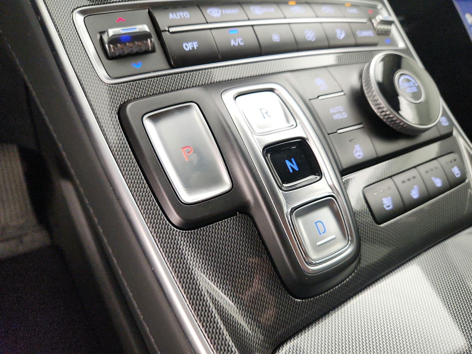 Thumbnail: 2023 Hyundai Santa Fe - 17