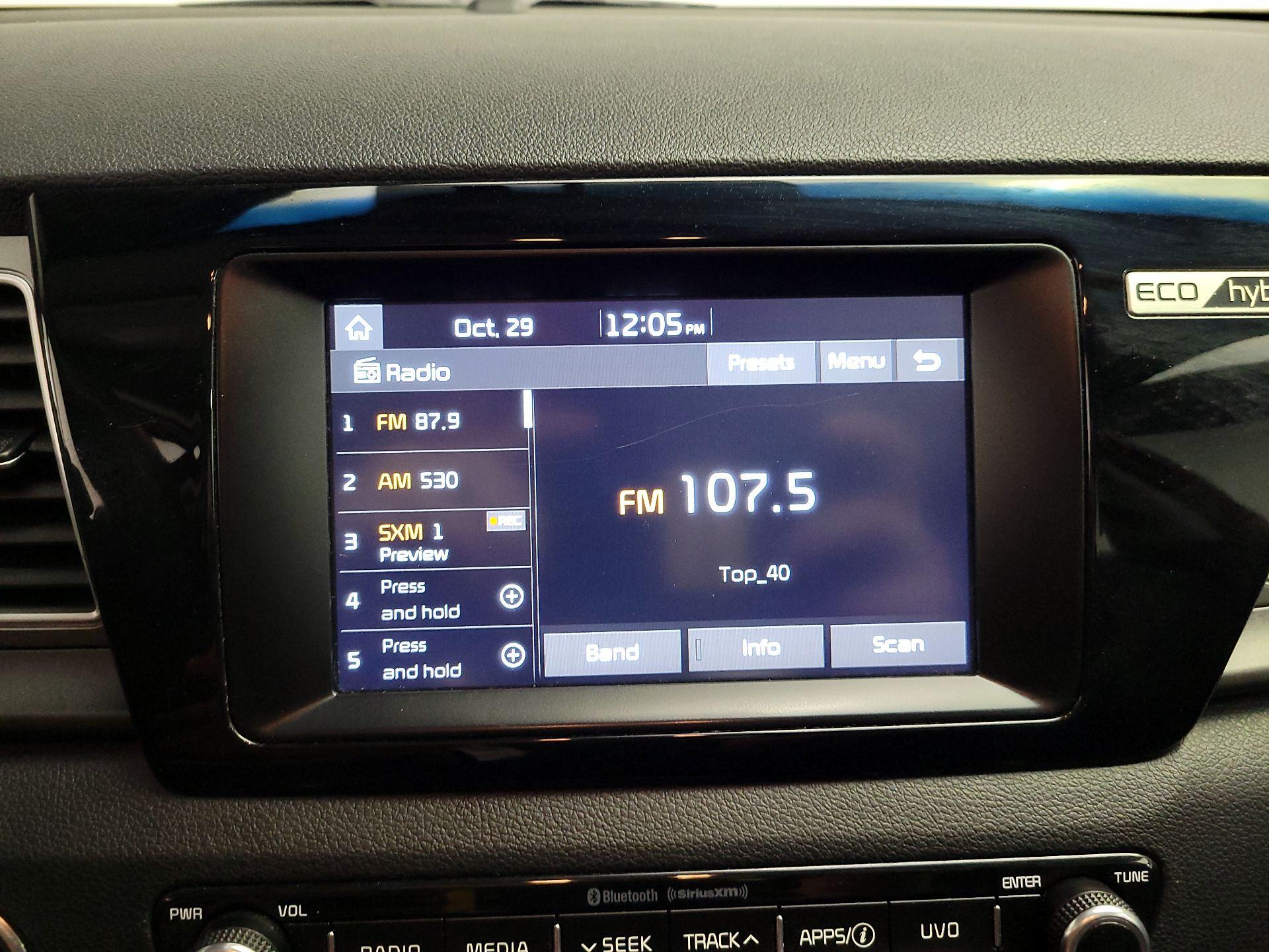 Thumbnail: 2018 Kia Niro - 15