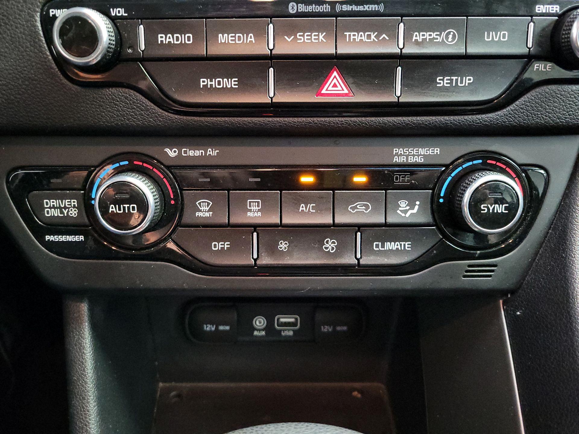 Thumbnail: 2018 Kia Niro - 16