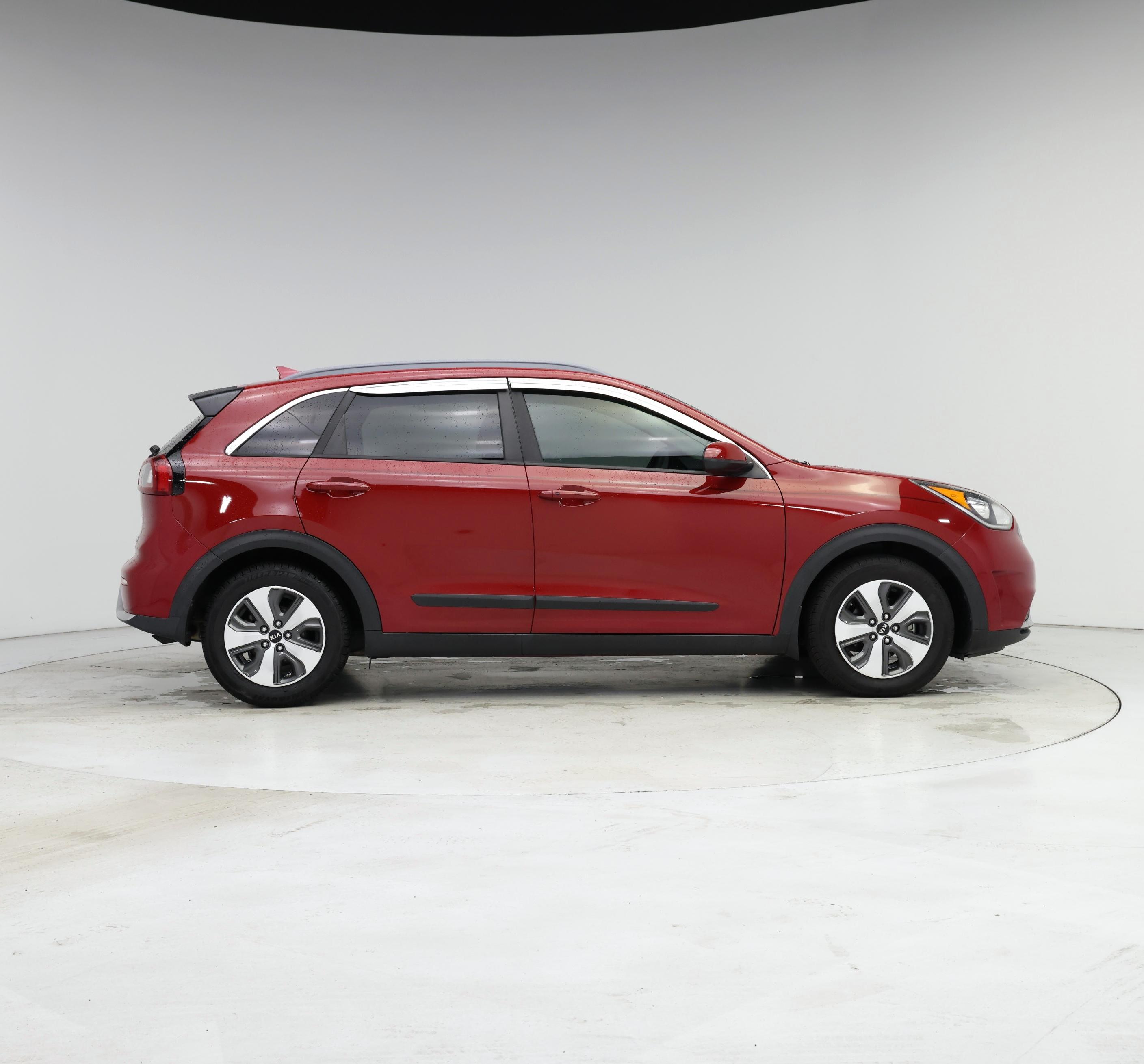 Thumbnail: 2018 Kia Niro - 7