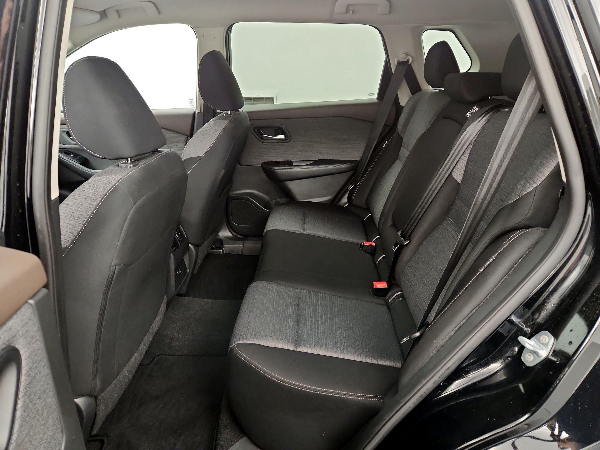 Thumbnail: 2023 Nissan Rogue - 19