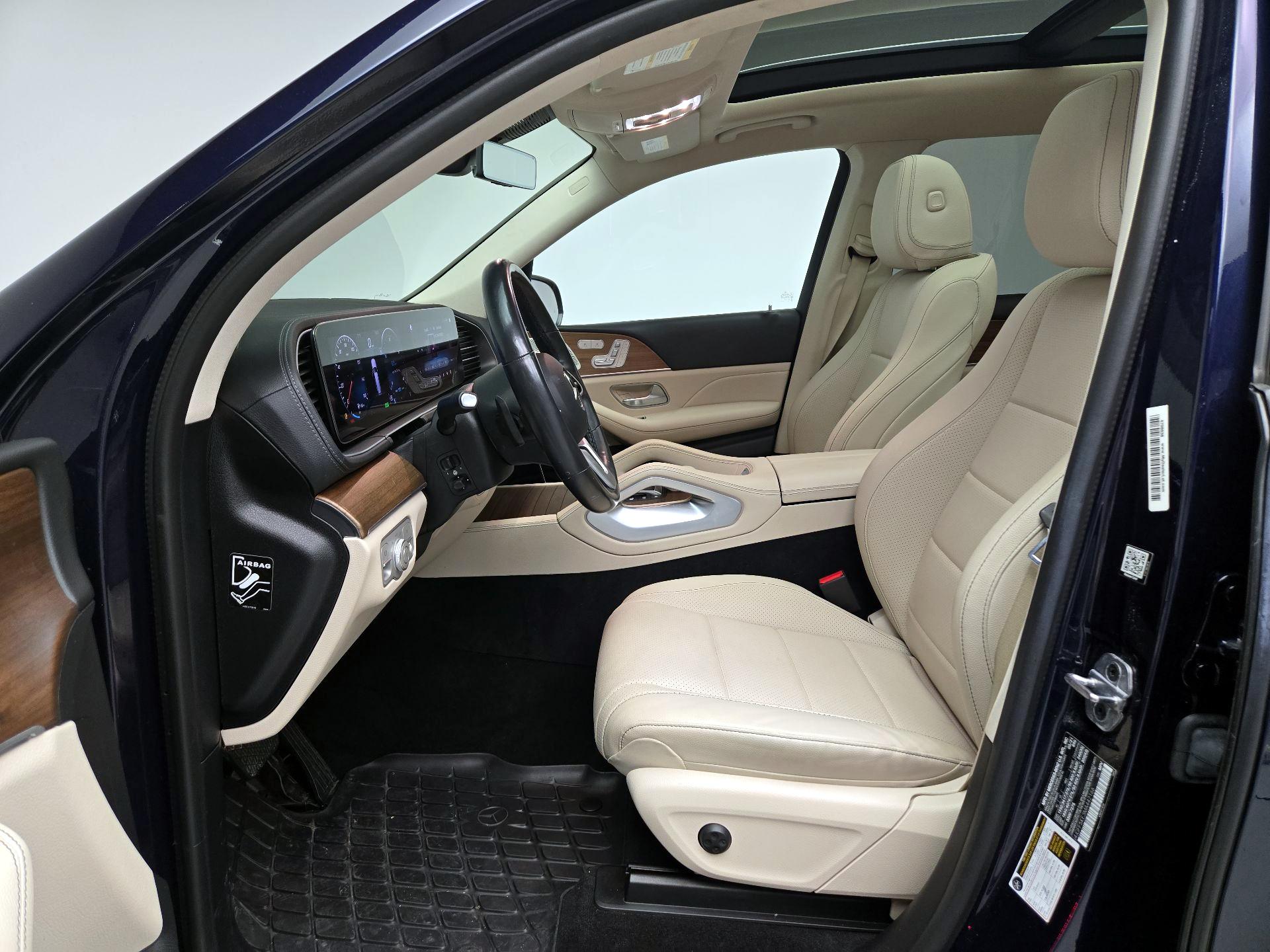 Thumbnail: 2021 Mercedes-Benz GLS - 11