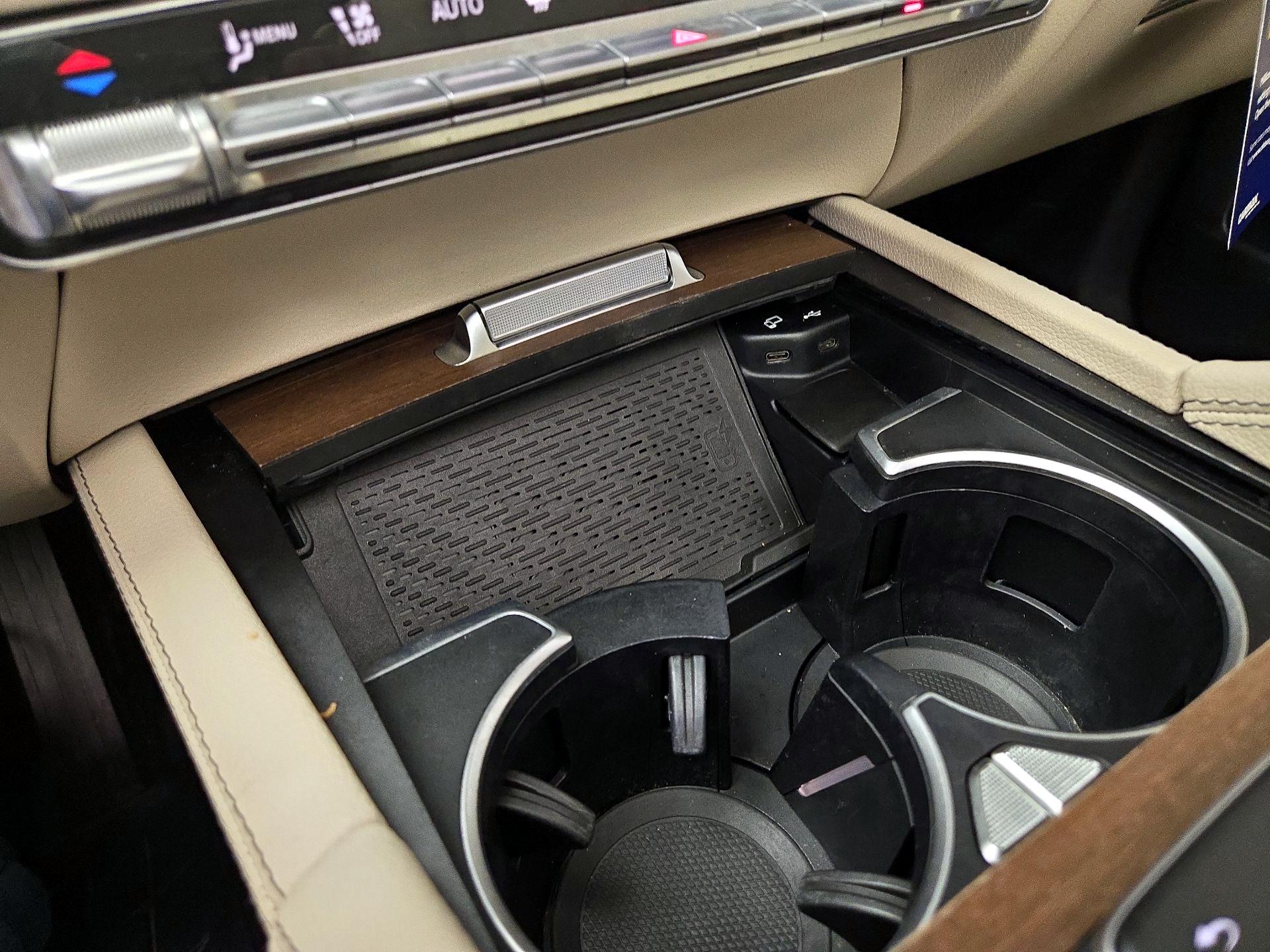 Thumbnail: 2021 Mercedes-Benz GLS - 19