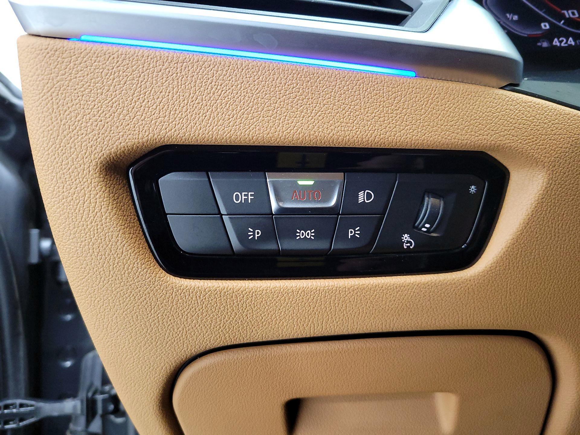 Thumbnail: 2020 BMW 3 Series - 13