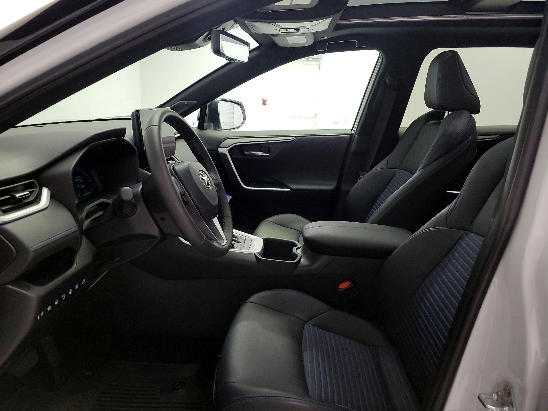 Thumbnail: 2024 Toyota RAV4 - 11