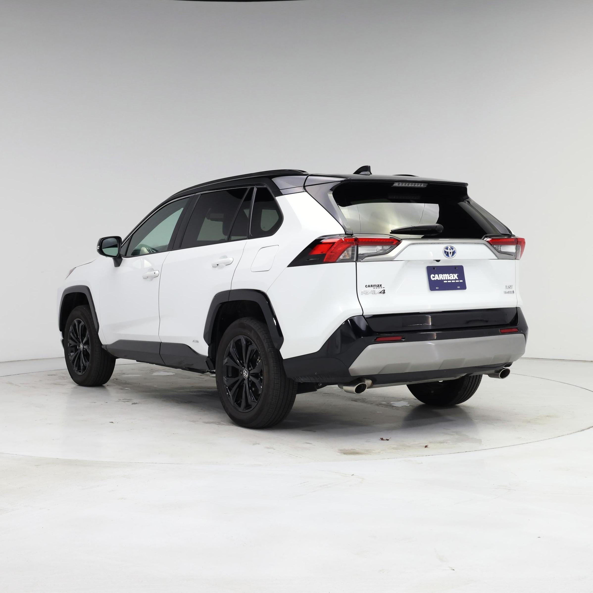 Thumbnail: 2024 Toyota RAV4 - 2