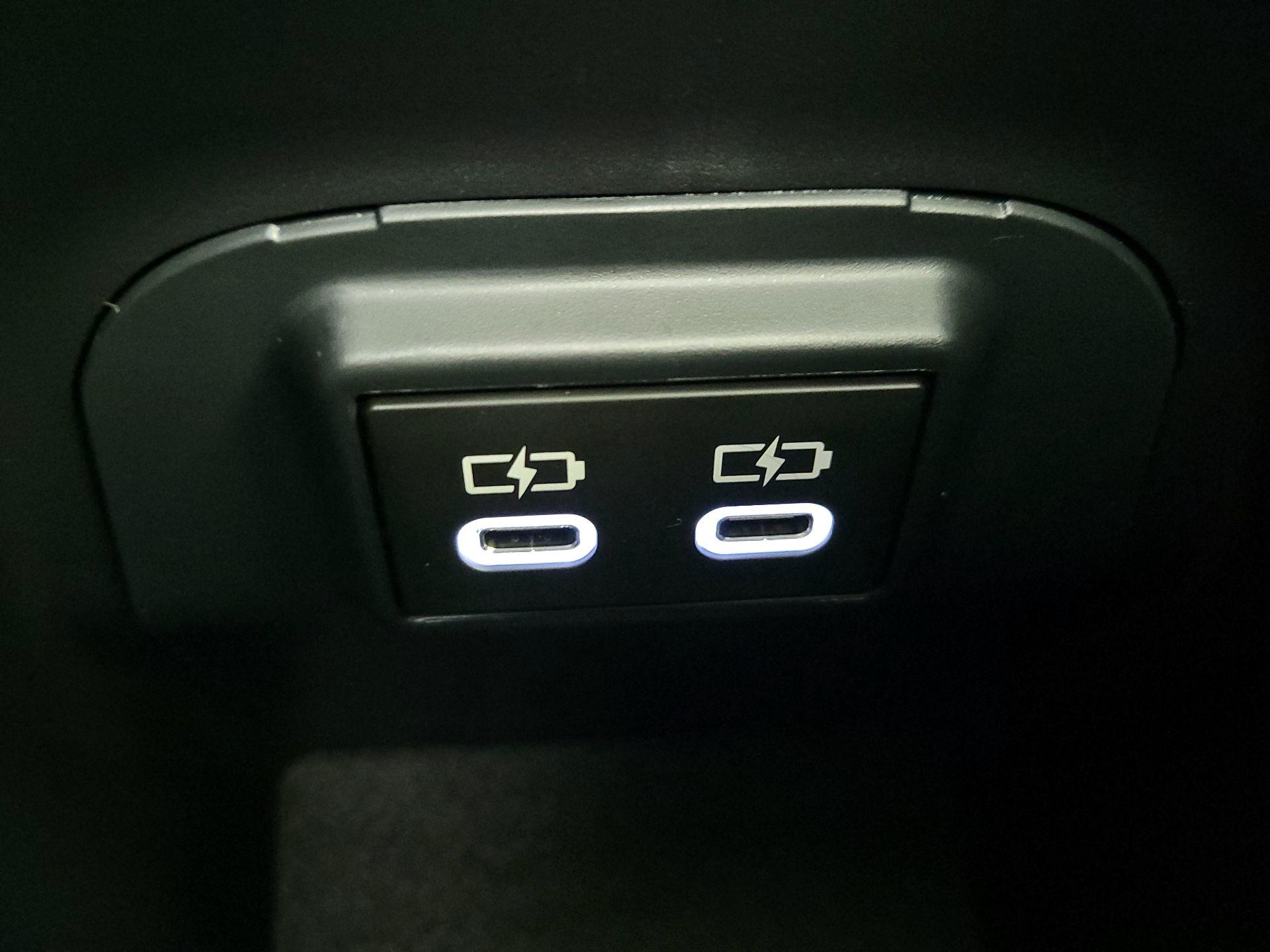 Thumbnail: 2024 Toyota RAV4 - 19