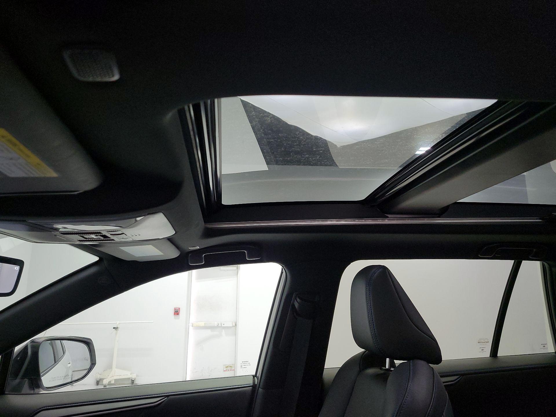 Thumbnail: 2024 Toyota RAV4 - 20