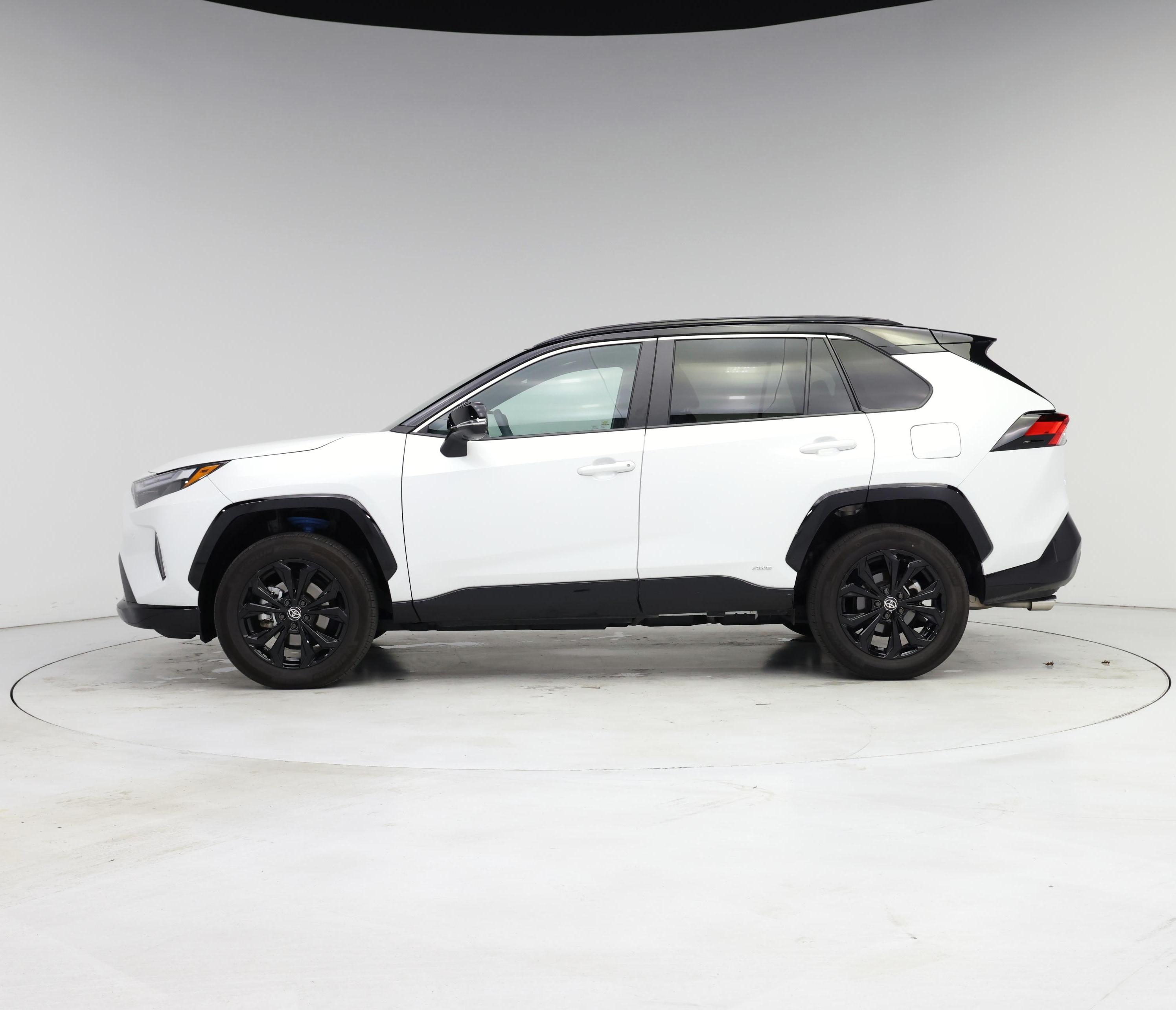 Thumbnail: 2024 Toyota RAV4 - 3